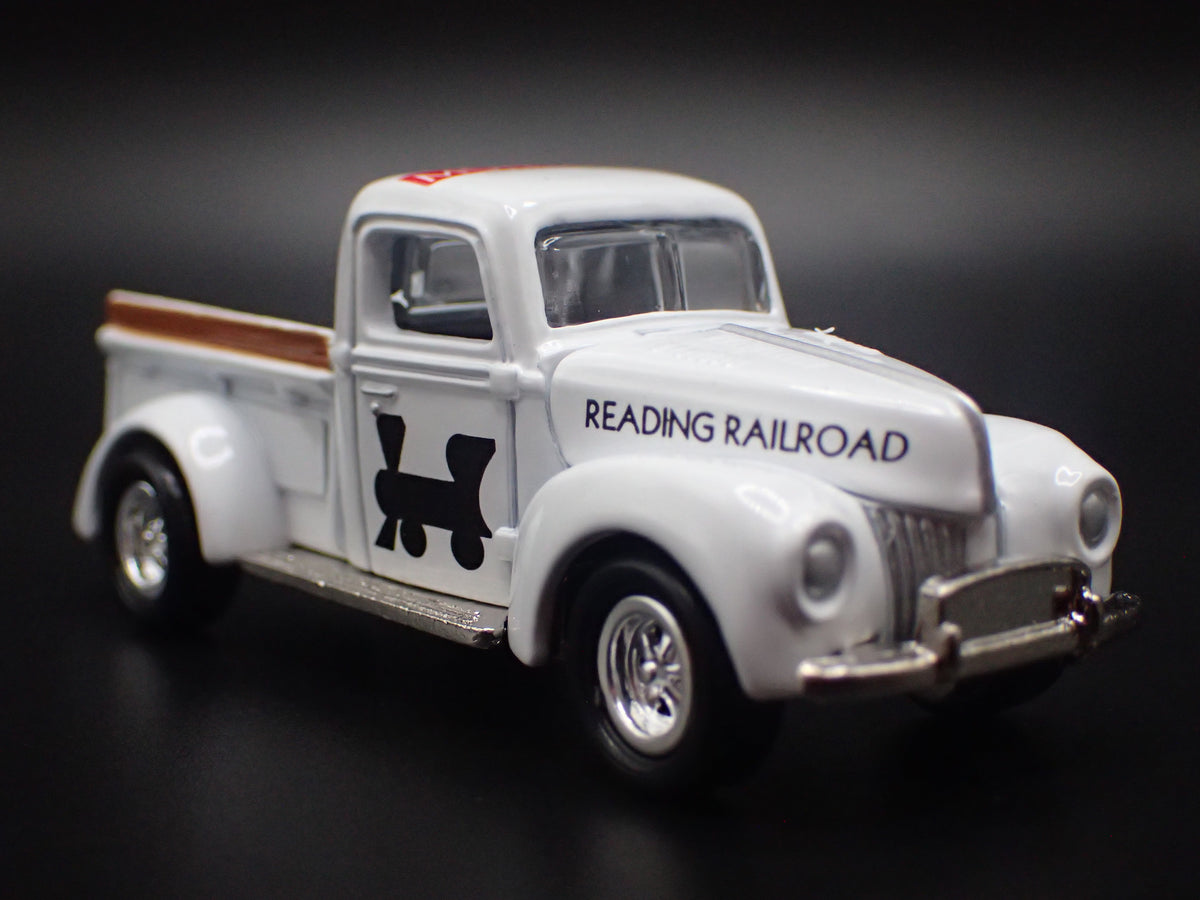 1940 40 FORD PICKUP TRUCK MONOPOLY WHITE 1:64 SCALE DIECAST MODEL CAR