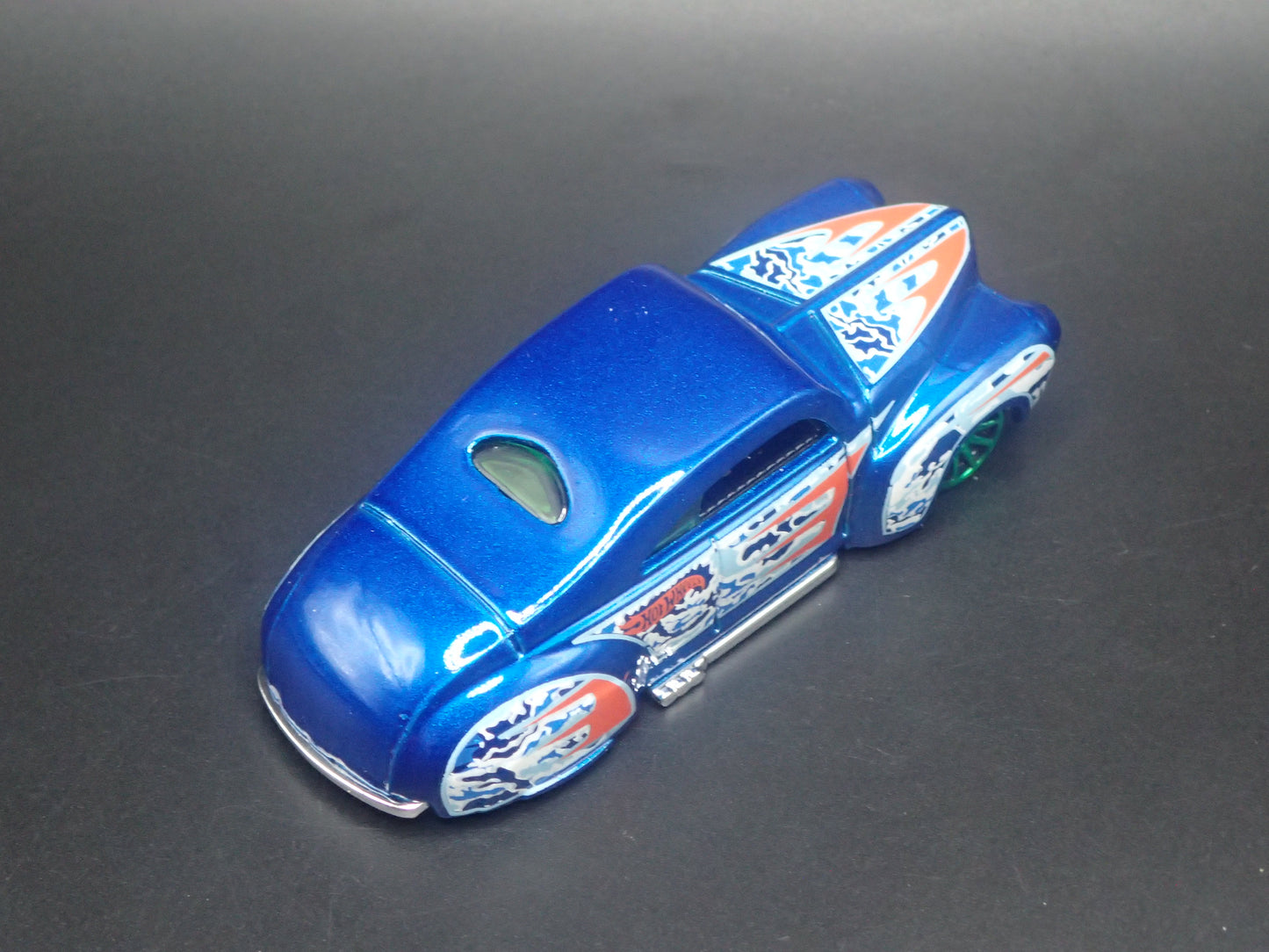 1941 41 FORD TAIL DRAGGER CUSTOM HOT ROD 1:64 SCALE DIORAMA DIECAST MODEL CAR