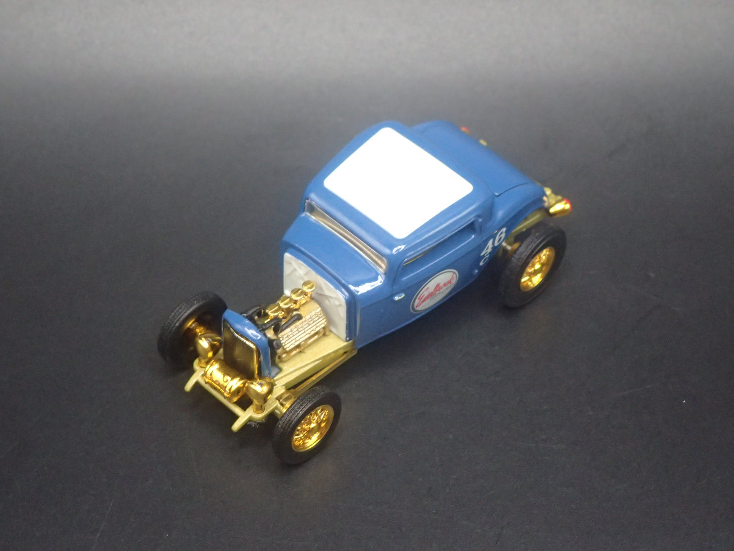 1932 32 FORD THREE WINDOW COUPE HOT ROD EDELBROCK GOLD CHASE 1:64 SCALE DIECAST CAR
