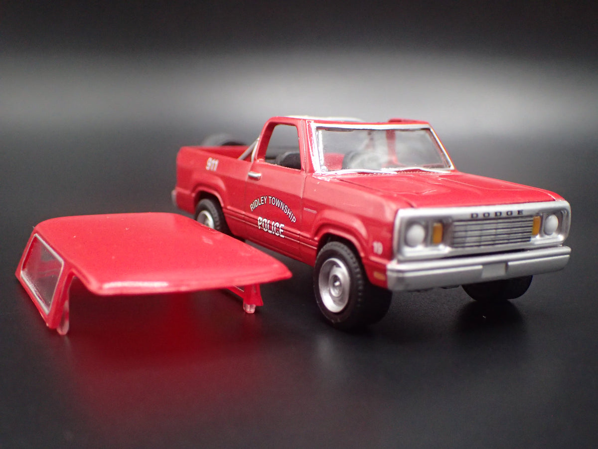 1978 78 DODGE RAMCHARGER TRUCK RIDLEY TWP PA FIRE 1/64 SCALE DIECAST MODEL CAR
