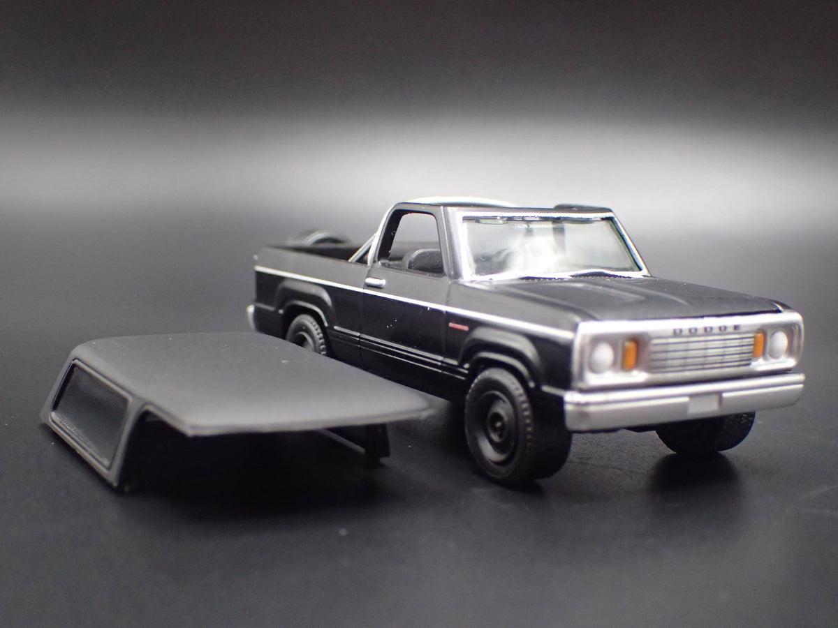 1977 77 DODGE RAMCHARGER BLACK 1/64 SCALE COLLECTIBLE DIORAMA DIECAST MODEL CAR