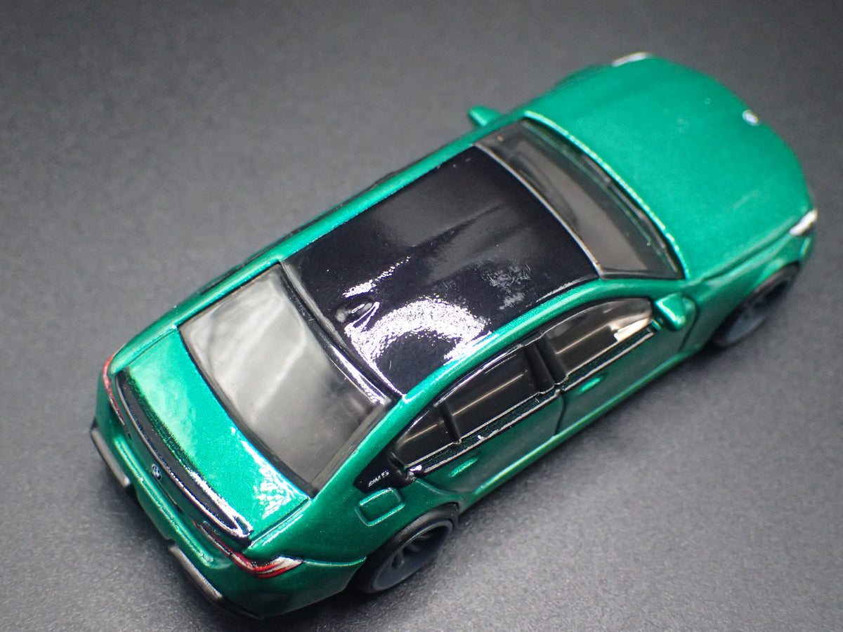 2024-2026 BMW M5 F99 GREEN 4 FOUR DOOR 1:64 SCALE COLLECTIBLE DIECAST MODEL CAR