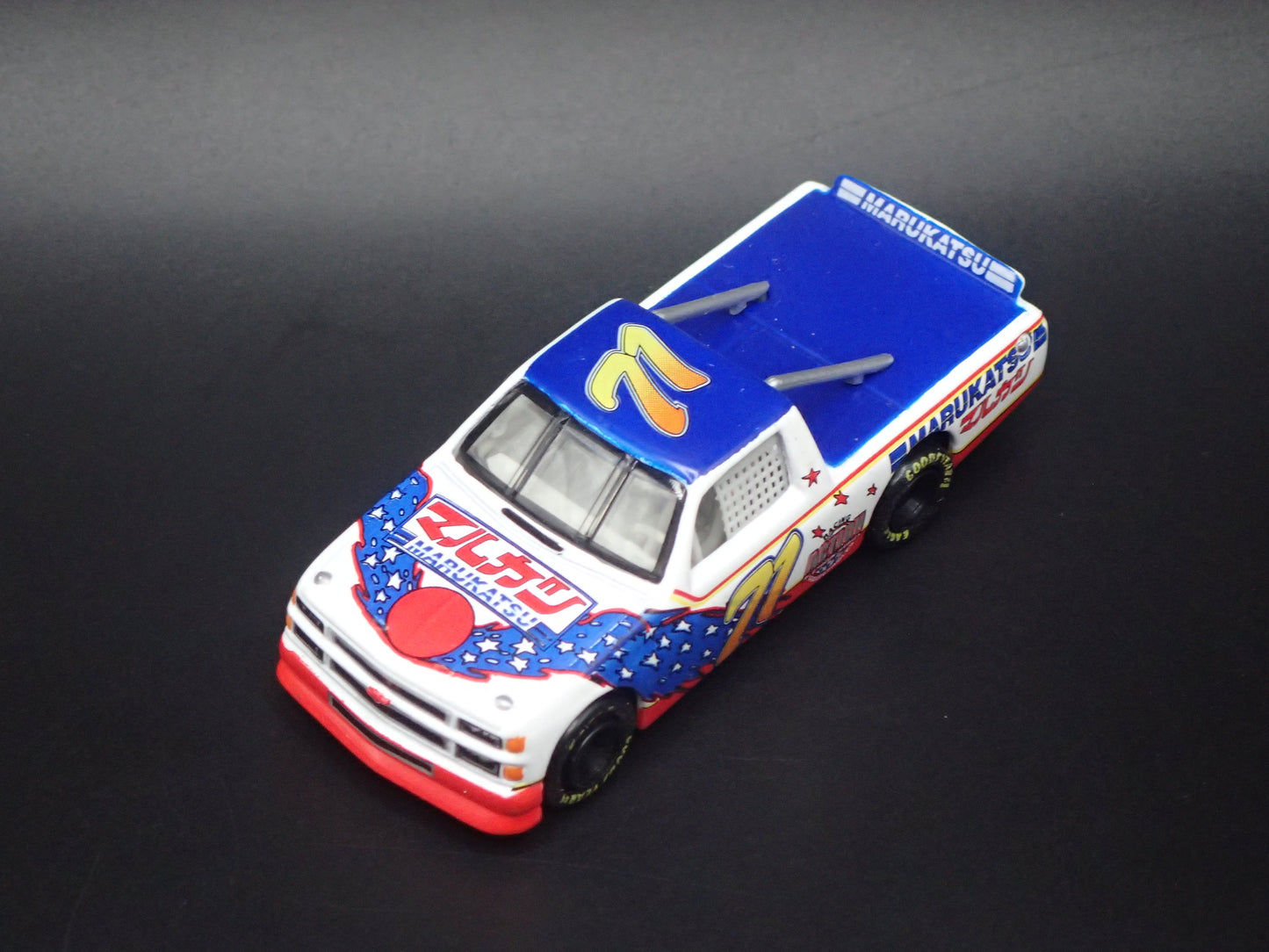 1995 CHEVY SILVERADO #71 KENJI MOMOTA ACTION NASCAR TRUCK 1:64 SCALE DIECAST CAR