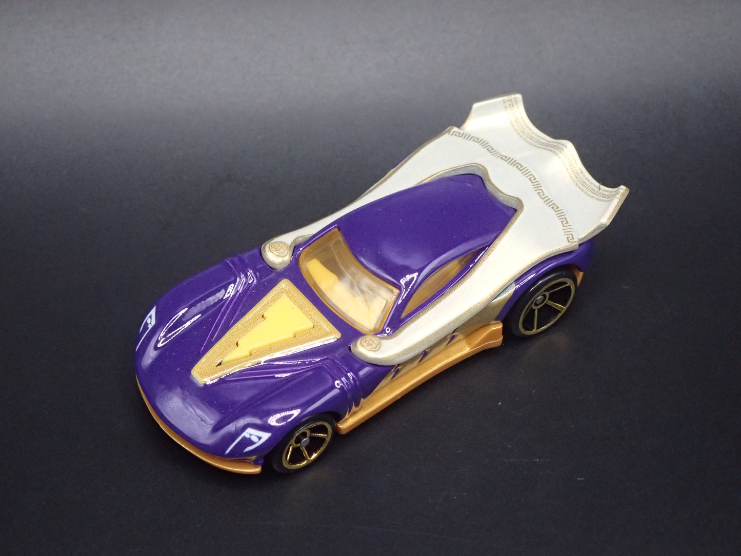 DARLA SHAZAM DC COMICS CHARACTER CARS 1:64 SCALE DIORAMA DIECAST MODEL CAR