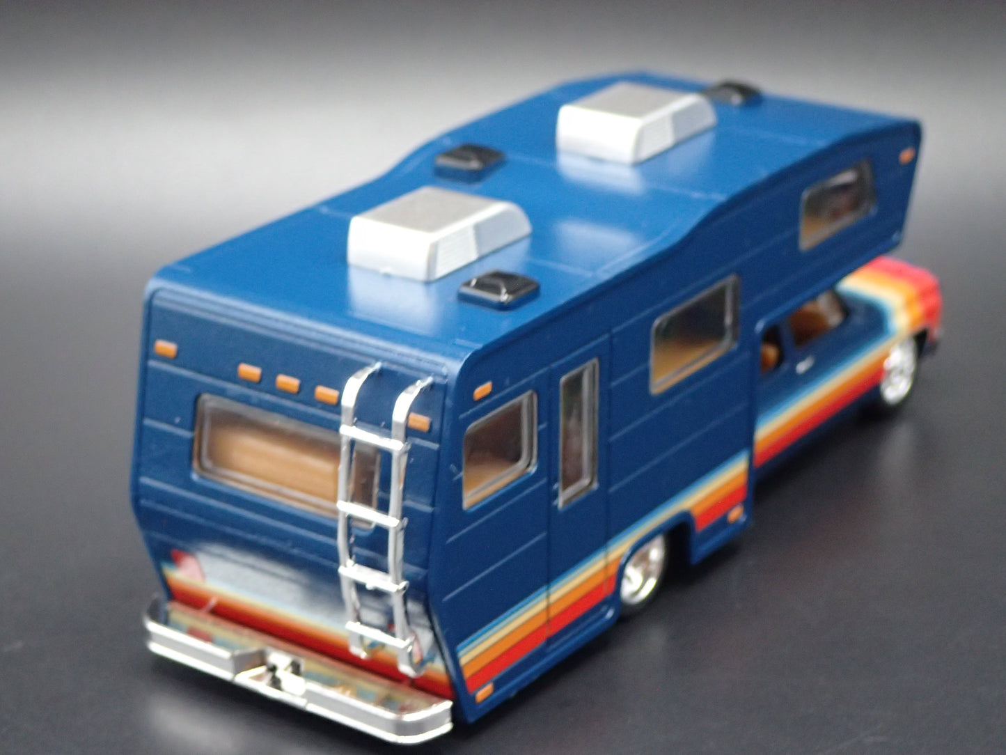 1975 75 CHEVY CHEYENNE SUPER 30 DUALLY SQUARE BODY TRUCK w/ CAMPER 1/64 DIECAST CAR