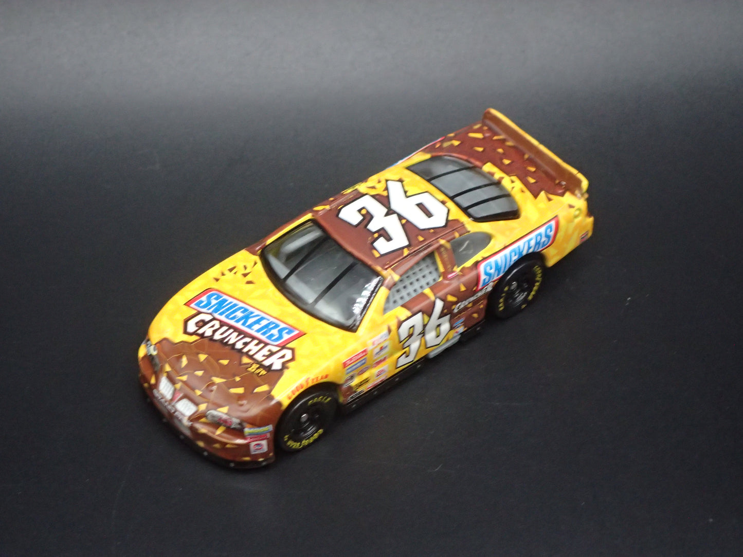 2001 PONTIAC GRAND PRIX 36 KEN SCHRADER NASCAR 1:64 SCALE DIECAST MODEL CAR