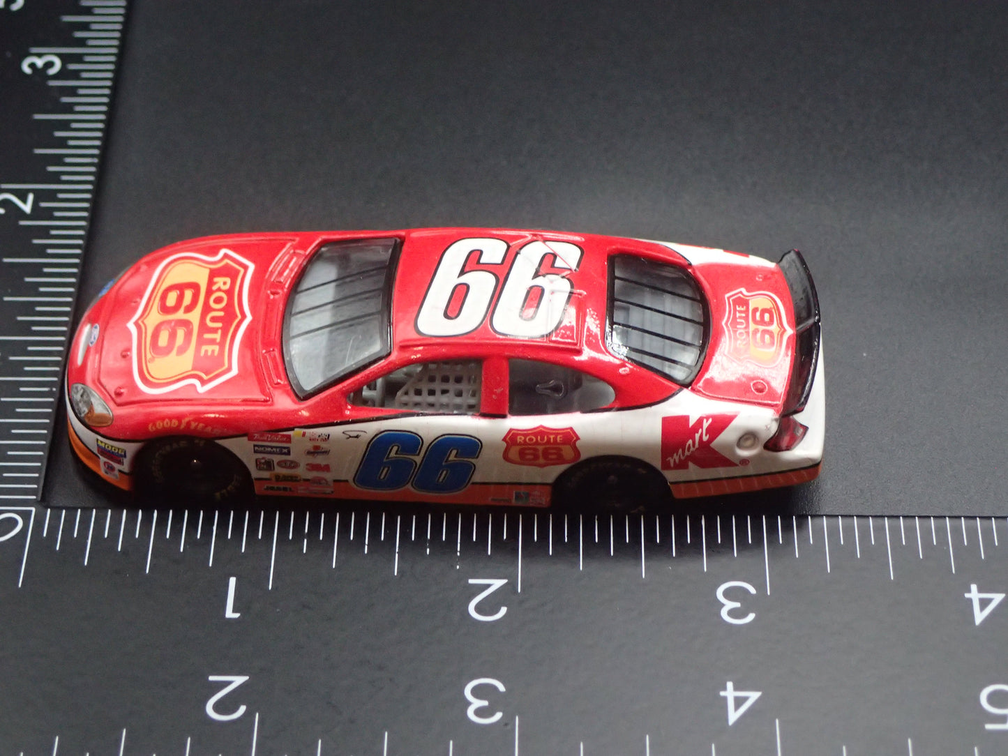 2001 01 FORD TAURUS 66 TODD BODINE NASCAR 1:64 SCALE DIECAST MODEL CAR