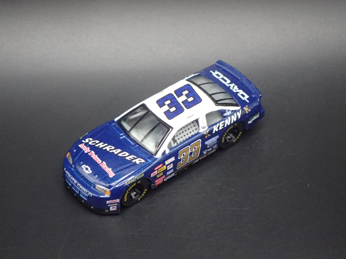1999 CHEVY CHEVROLET MONTE CARLO 33 KEN SCHRADER NASCAR 1:64 SCALE DIECAST MODEL CAR