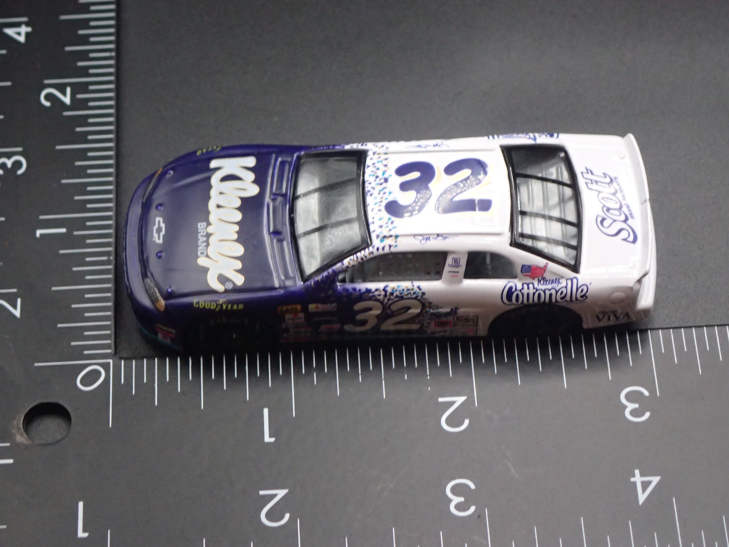 1999 CHEVY CHEVROLET MONTE CARLO 32 JEFF GREEN NASCAR 1:64 SCALE DIECAST MODEL CAR