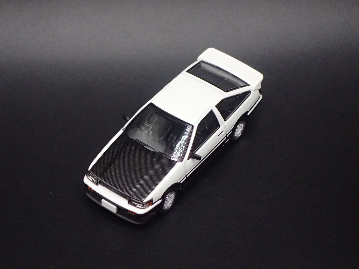 1983-1987 TOYOTA AE86 SPRINTER TRUENO INITIAL D 1/64 SCALE DIECAST MODEL CAR