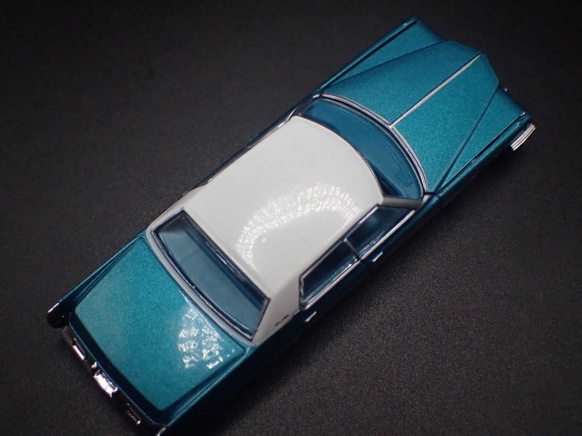 1973 73 CADILLAC CADDY COUPE DEVILLE TEAL 1:64 SCALE DIORAMA DIECAST MODEL CAR