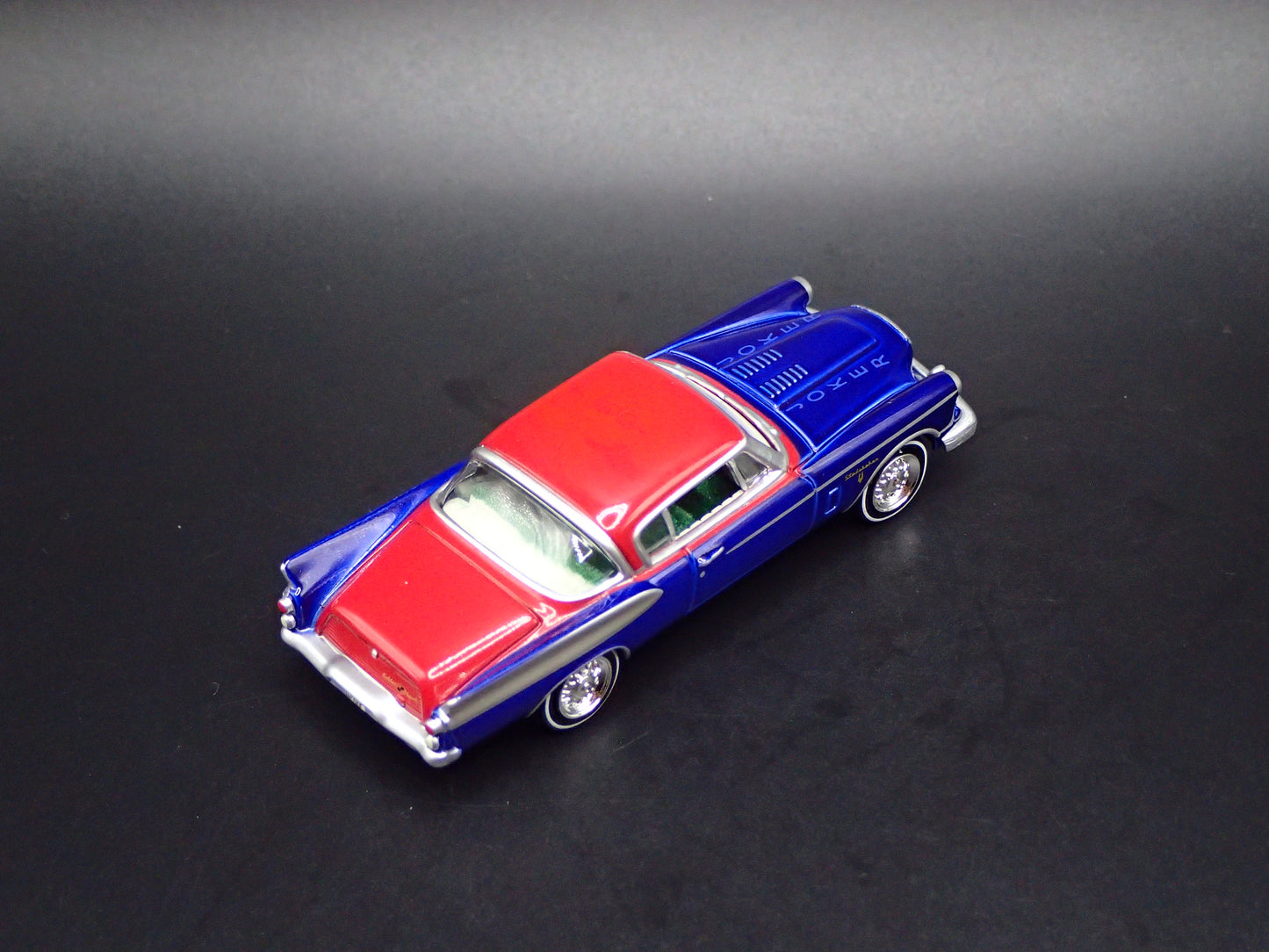 1957 57 STUDEBAKER GOLDEN HAWK 1:64 SCALE COLLECTIBLE DIORAMA DIECAST MODEL CAR