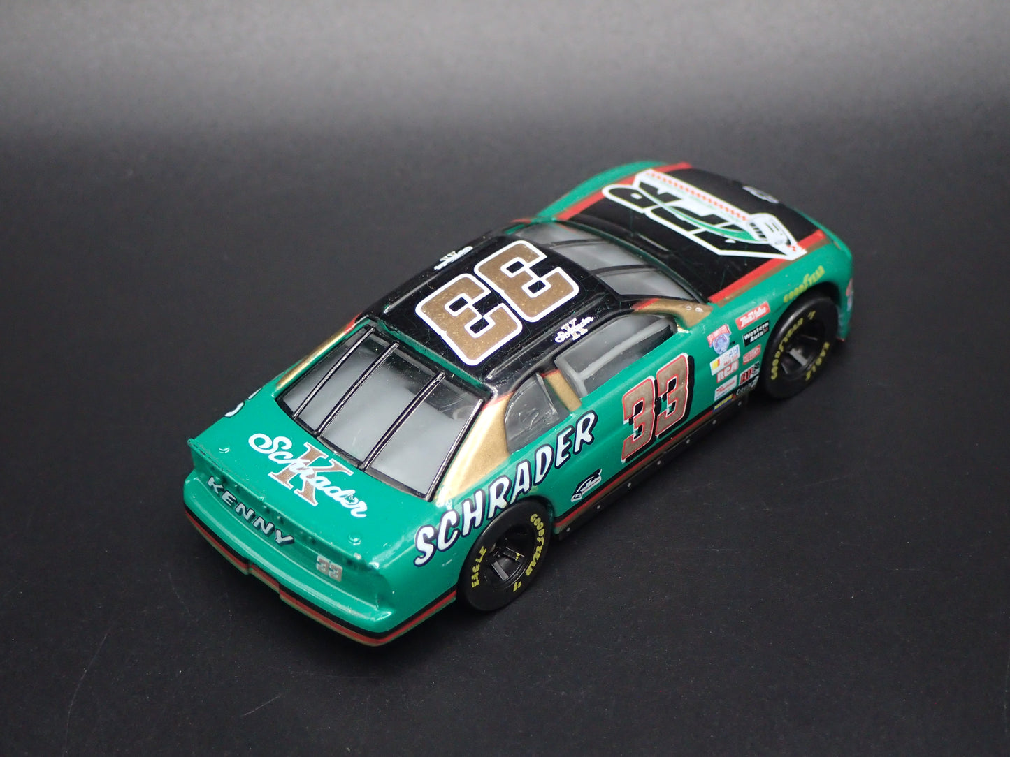 1998 CHEVY CHEVROLET MONTE CARLO 33 KEN SCHRADER NASCAR 1:64 SCALE DIECAST CAR
