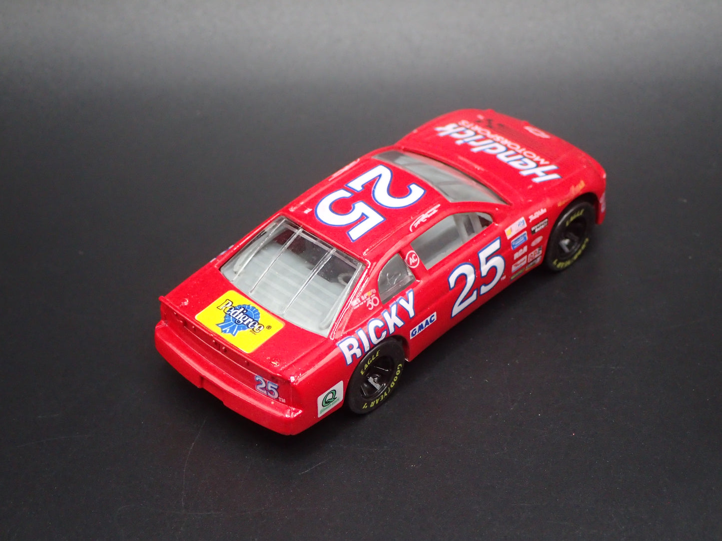 1997 97 CHEVY MONTE CARLO 2 RICKY CRAVEN HENDRICK NASCAR 1:64 SCALE DIECAST CAR