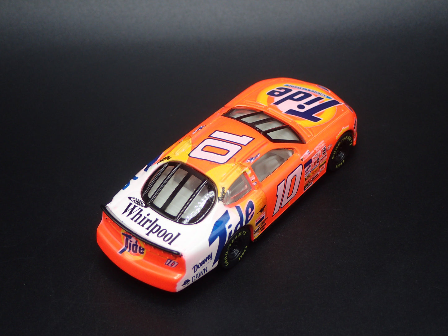 1998 98 FORD TAURUS 10 RICKY RUDD TIDE NASCAR 1/64 SCALE DIECAST MODEL CAR