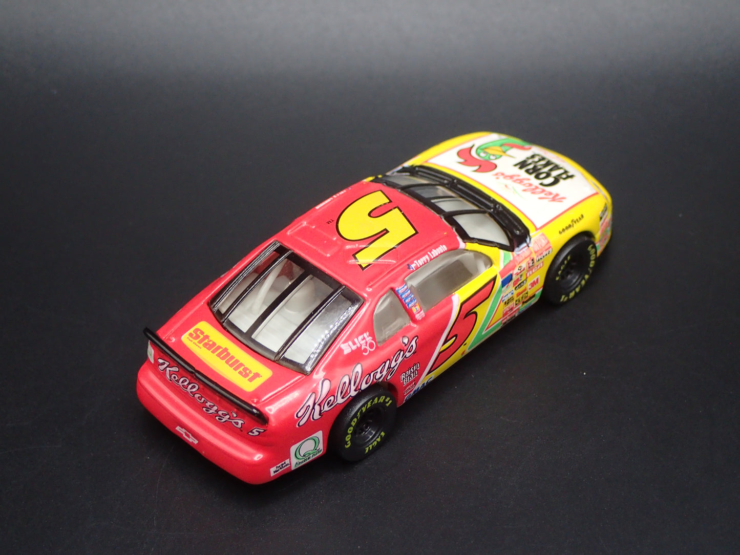 1998 CHEVY CHEVROLET MONTE CARLO 5 TERRY LABONTE NASCAR 1:64 SCALE DIECAST CAR