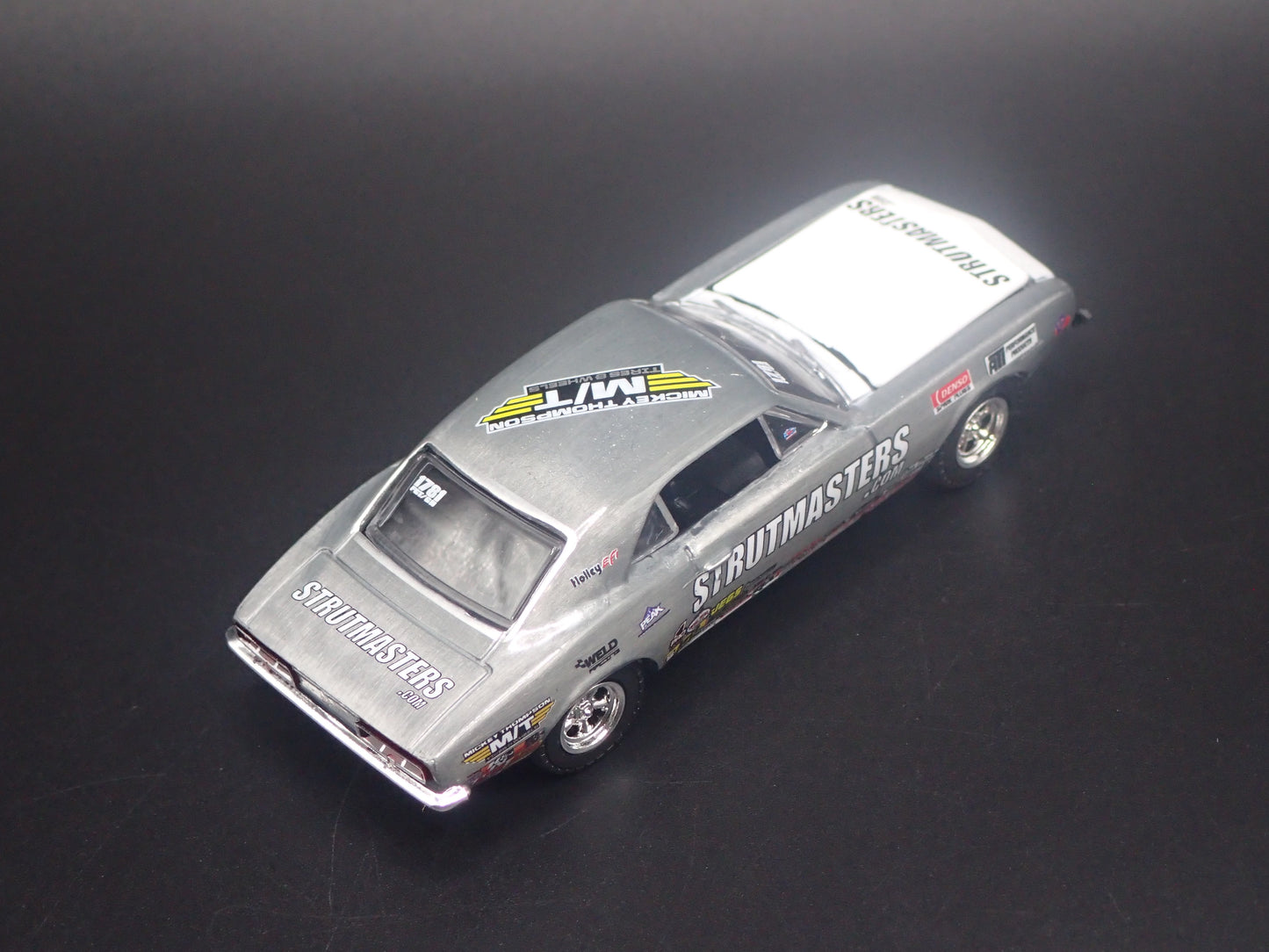1969 69 CHEVY CHEVROLET CAMARO Z28 STRUTMASTERS 1:64 SCALE DIECAST MODEL CAR