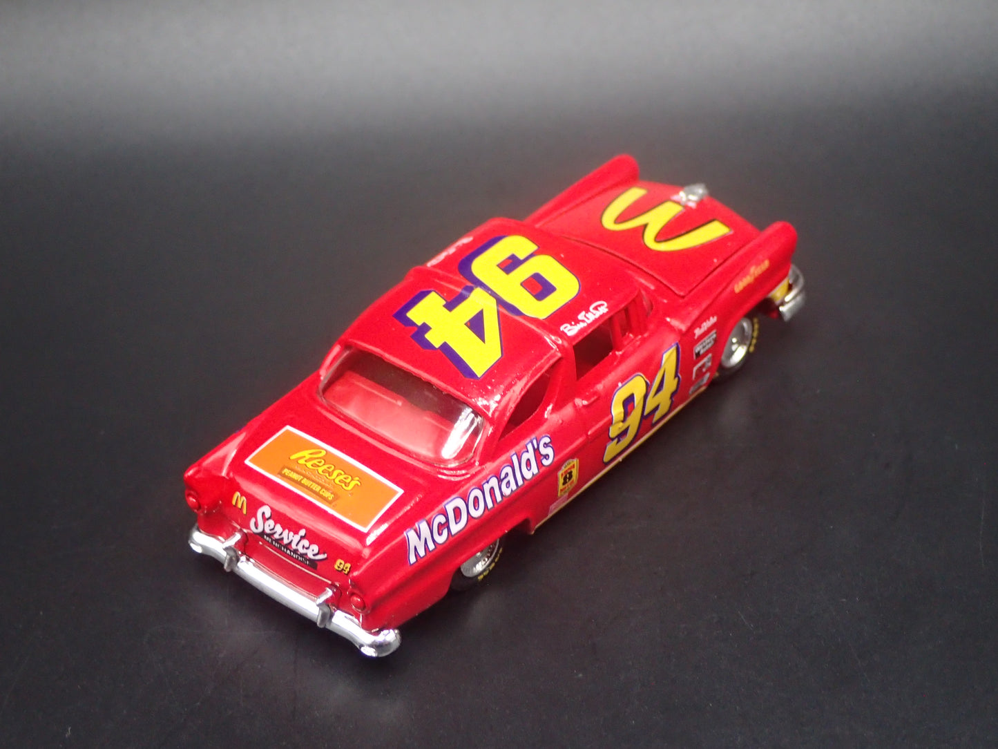 1956 56 FORD CROWN VICTORIA 94 BILL ELLOITT NASCAR 1:64 SCALE DIECAST CAR