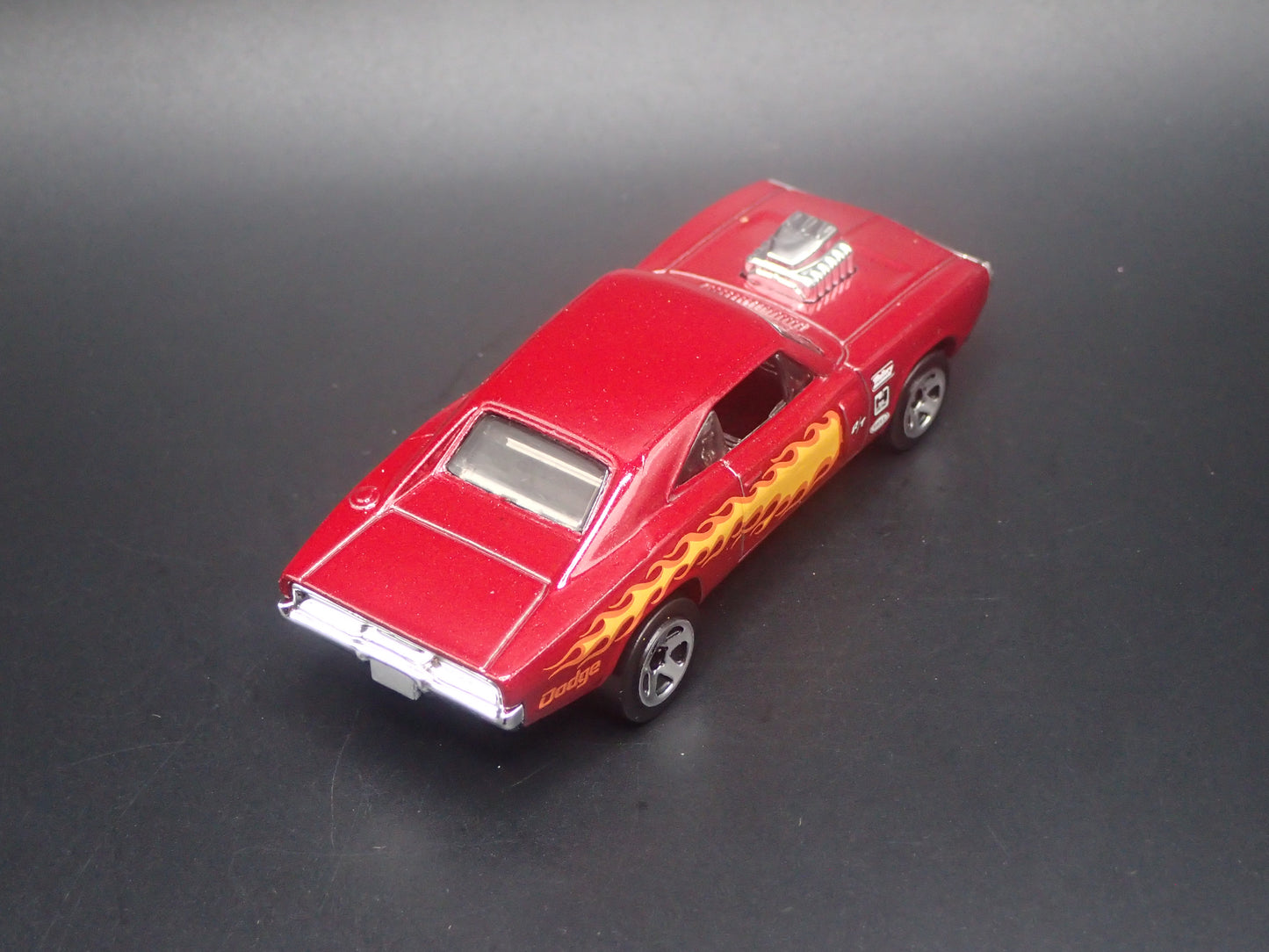 1970 70 DODGE CHARGER RT RED 1/64 SCALE COLLECTIBLE DIECAST MODEL CAR