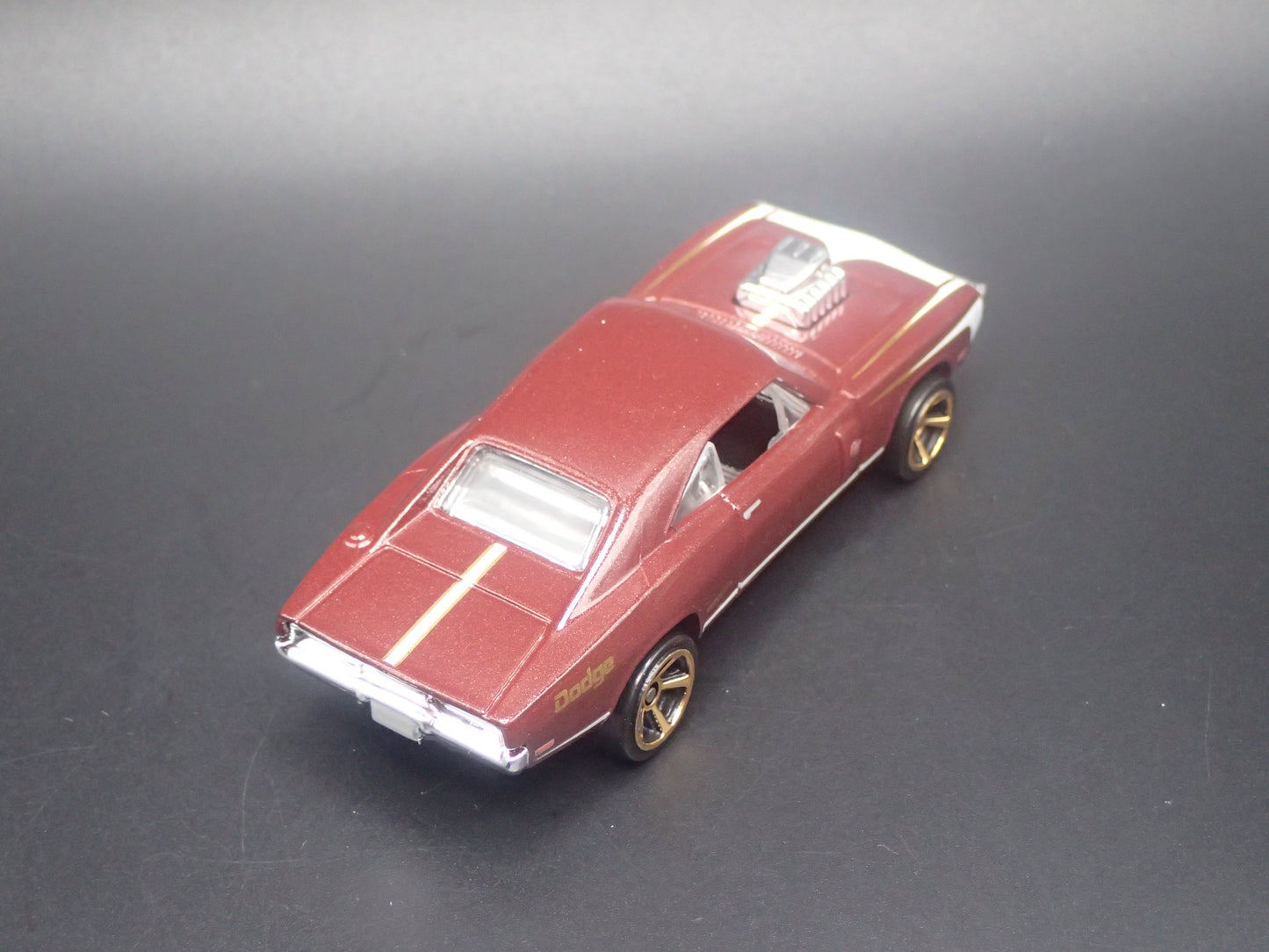 1970 70 DODGE CHARGER RT BURGUNDY 1/64 SCALE COLLECTIBLE DIECAST MODEL CAR