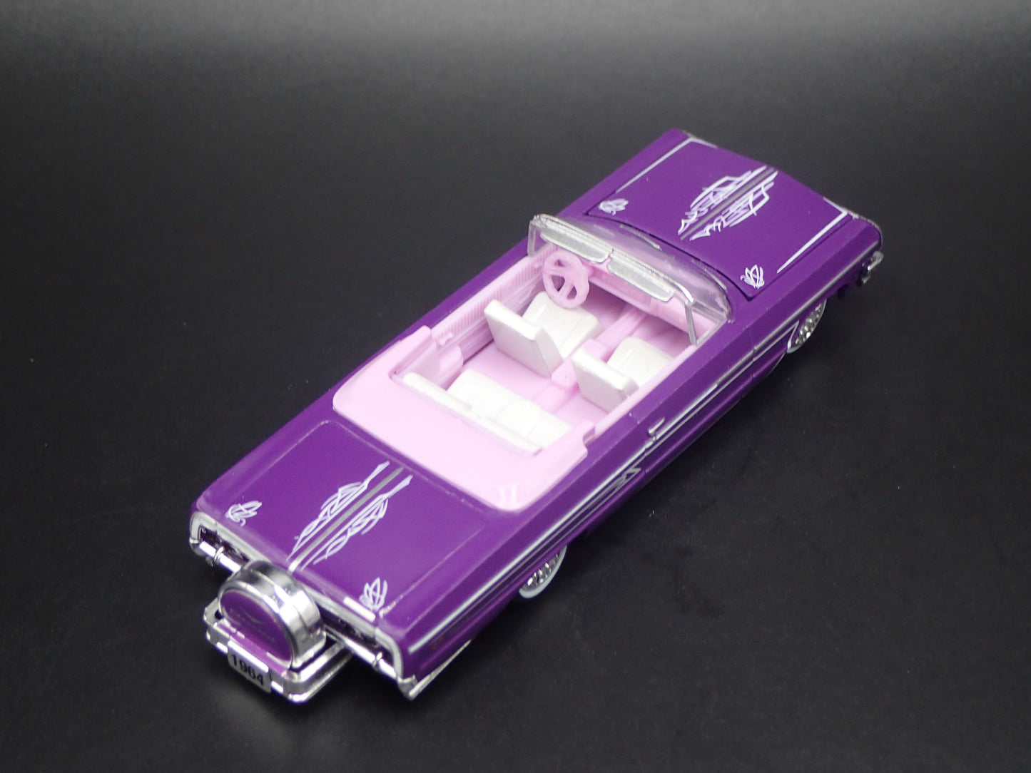 1964 64 CHEVY CHEVROLET IMPALA SS CONVERTIBLE LOWRIDER 1:64 SCALE DIECAST CAR