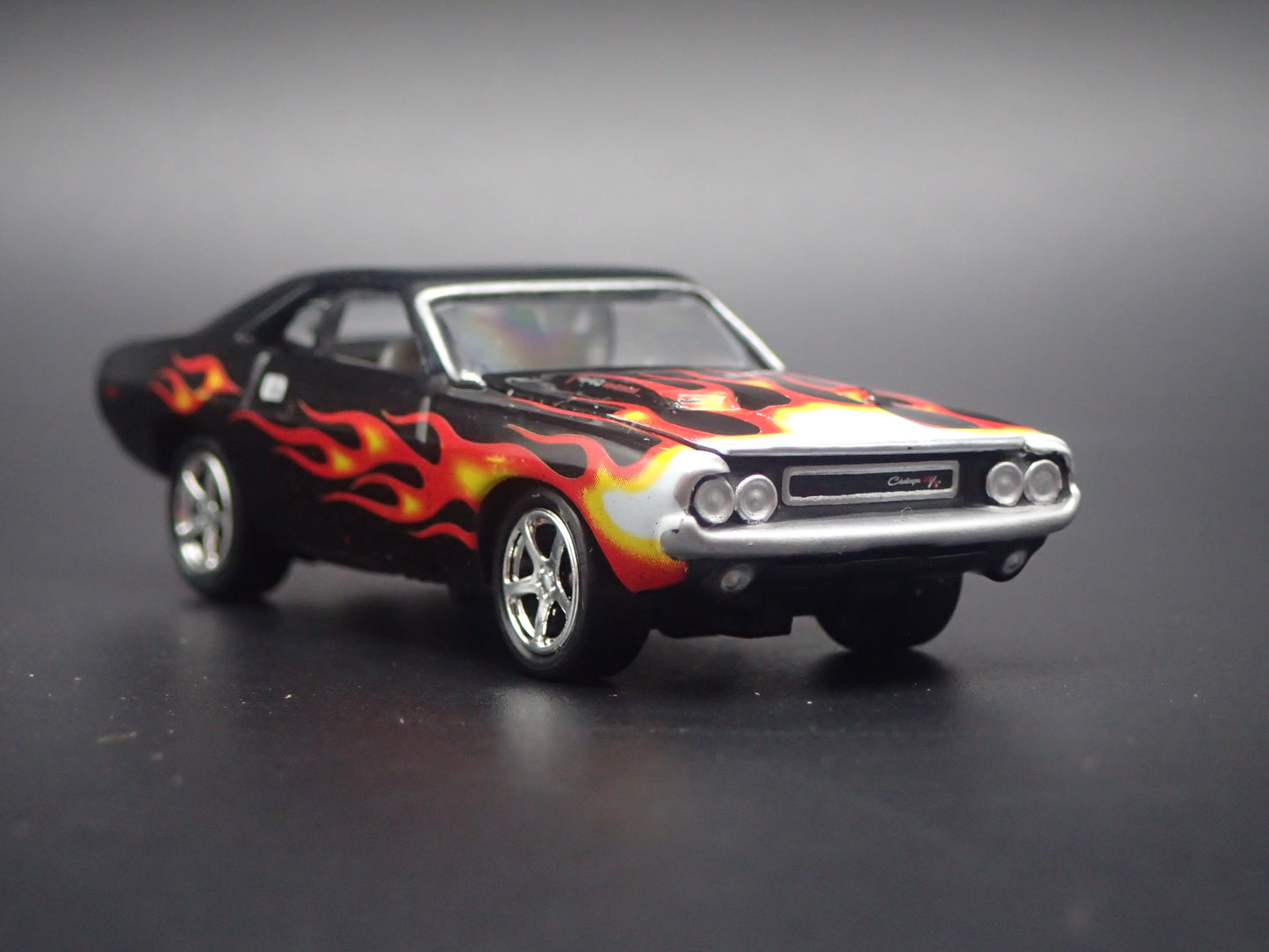 1970 70 DODGE CHALLENGER R/T BLACK 1/64 SCALE COLLECTIBLE DIECAST MODEL CAR