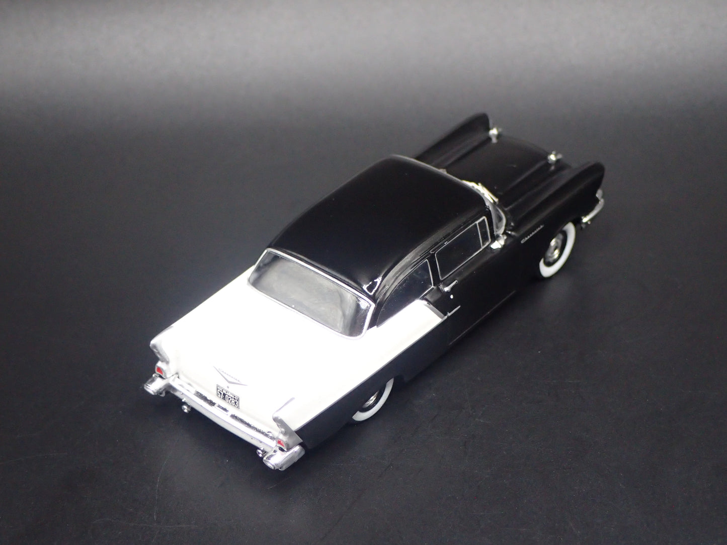 1957 57 CHEVY CHEVROLET 150 SEDAN BLACK 1:64 SCALE DIORAMA DIECAST MODEL CAR