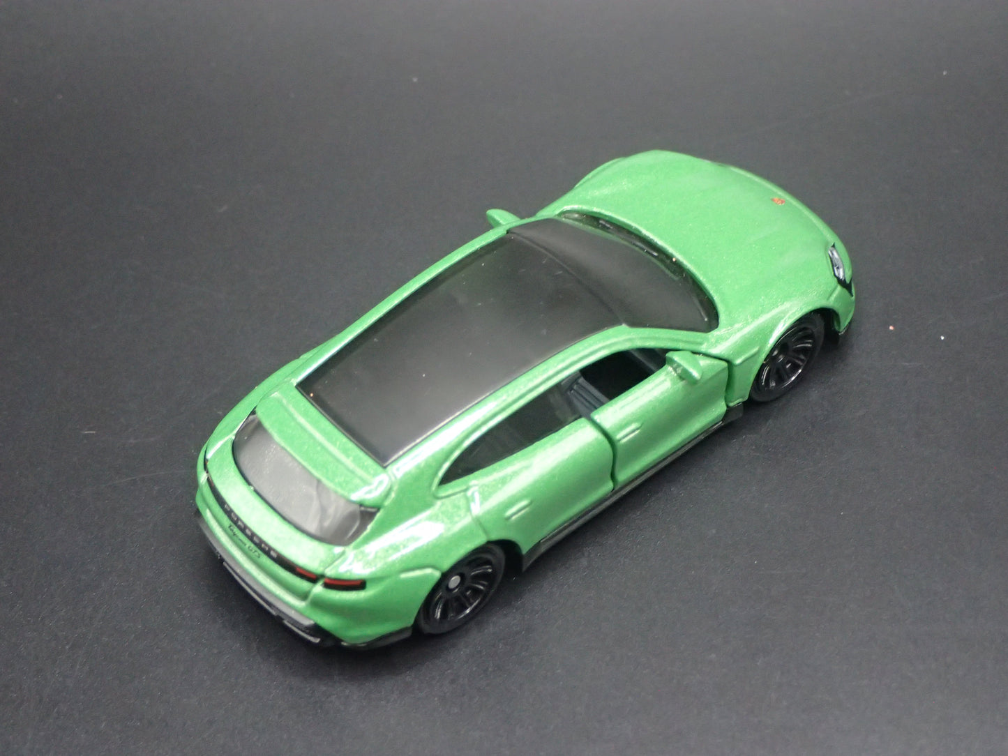 2019-2026 PORSCHE TAYCAN GTS SPORT TURISMO GREEN 1:64 SCALE DIECAST MODEL CAR