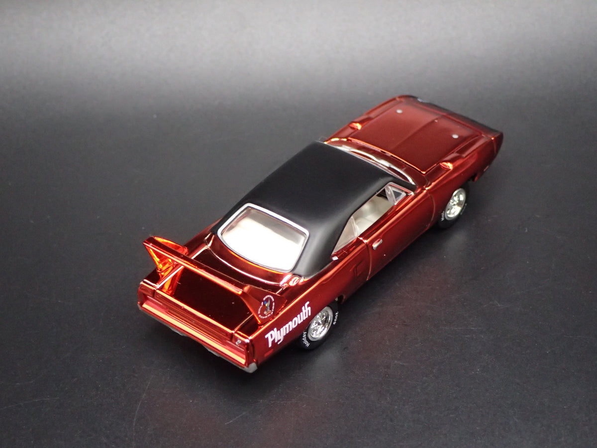 1970 70 PLYMOUTH SUPERBIRD RED 1:64 SCALE COLLECTIBLE DIECAST MODEL CAR