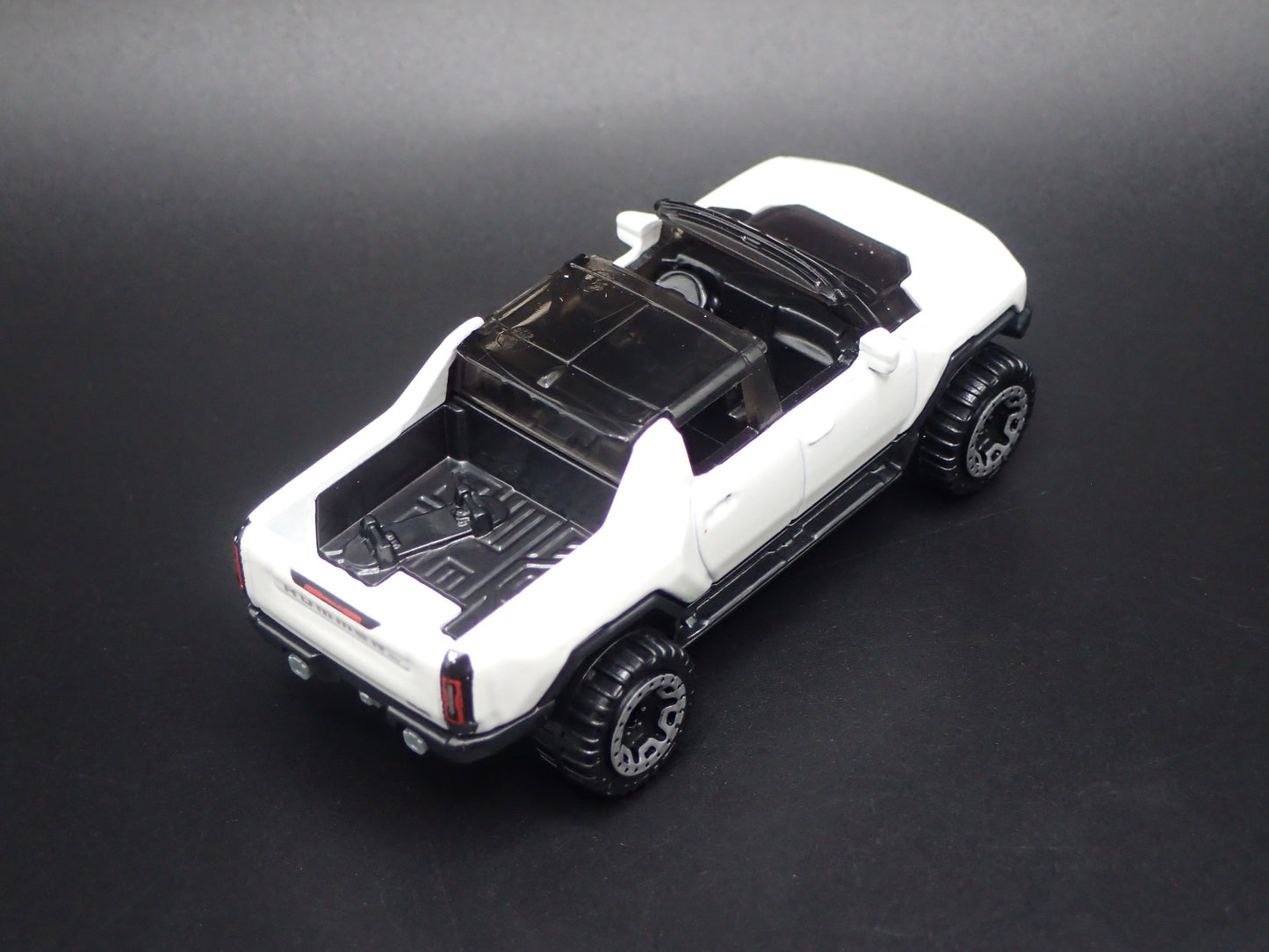 2022-2026 HUMMER EV ELECTRIC PICKUP TRUCK WHITE 1:64 SCALE DIECAST MODEL CAR
