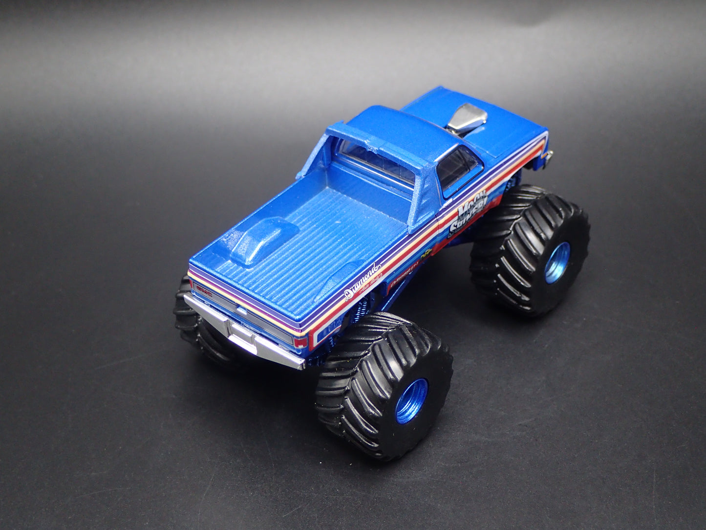 1982 82 GMC SIERRA 2500 MONSTER TRUCK MOONSHINE 1/64 SCALE DIECAST MODEL CAR