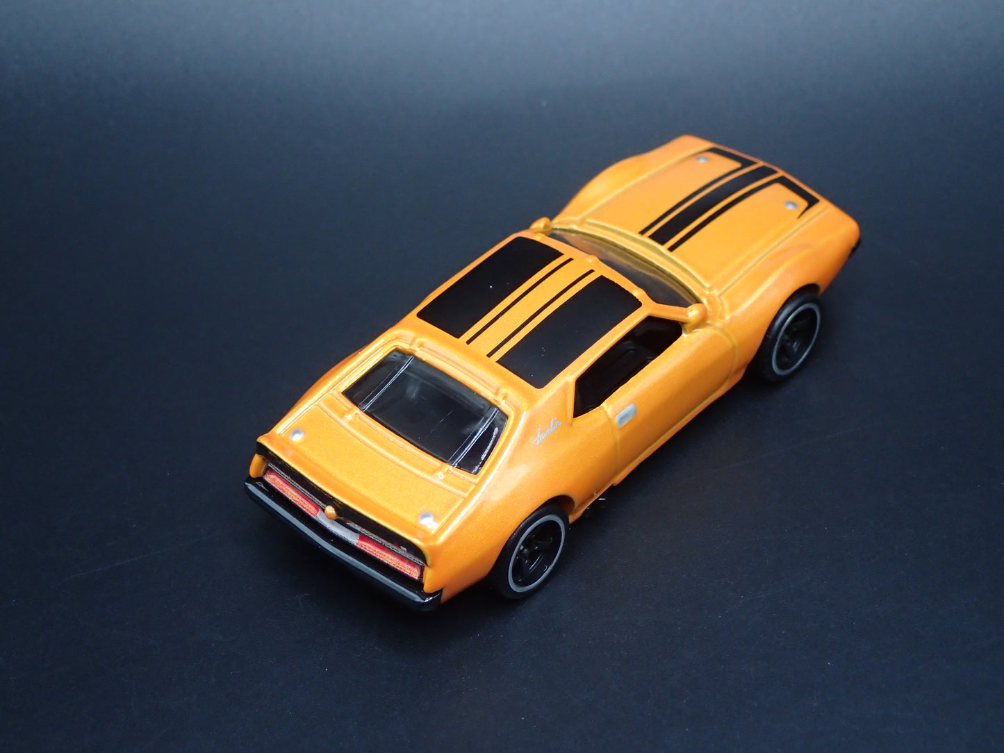 1971 71 AMC JAVELIN AMX ORANGE 1:64 SCALE COLLECTIBLE DIECAST MODEL CAR