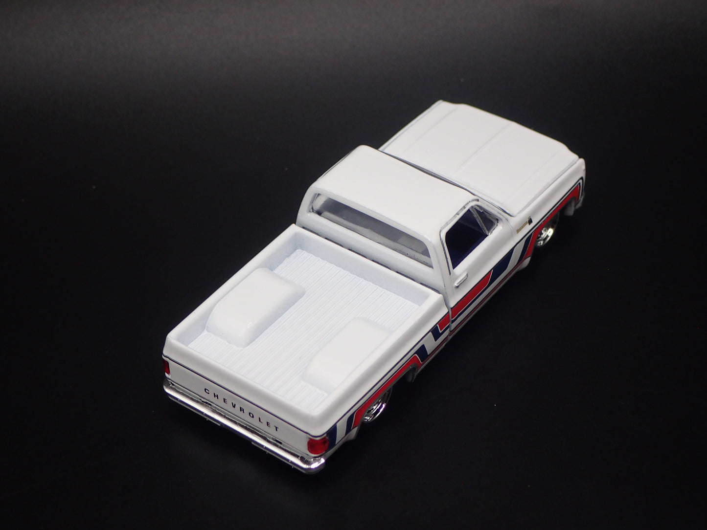 1976 76 CHEVY CHEVROLET BONANZA 10 PICKUP TRUCK SQUAREBODY 1/64 SCALE MODEL CAR