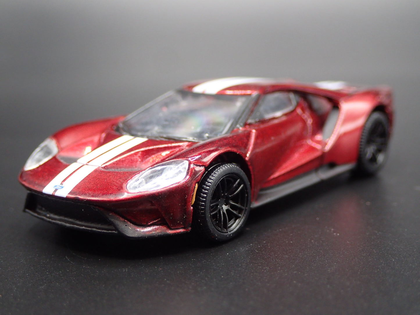 2017-2022 FORD GT RACING SUPERCAR RED RARE 1:64 SCALE DIORAMA DIECAST MODEL CAR