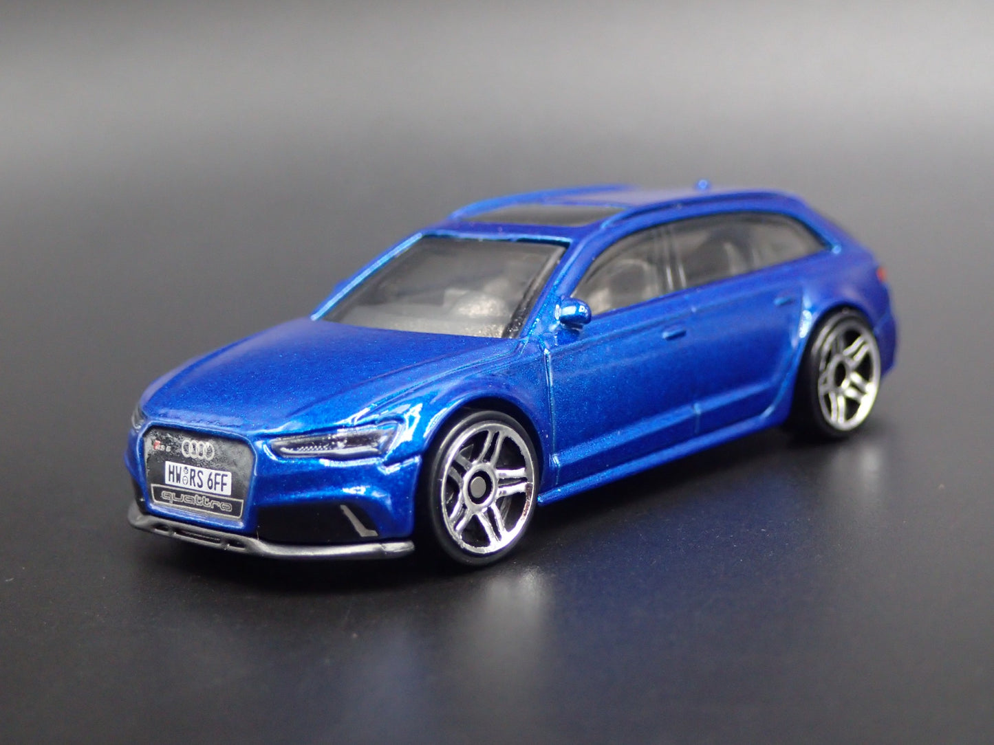 2013-2018 AUDI AVANT RS6 STATION WAGON BLUE 1/64 SCALE DIORAMA DIECAST MODEL CAR