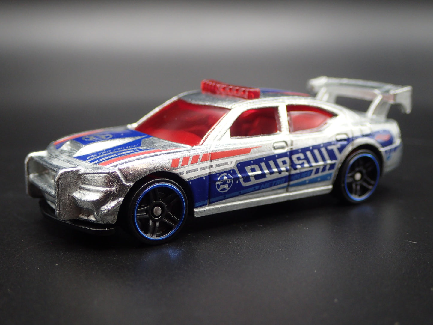 2006-2010 DODGE CHARGER DRIFT POLICE SILVER 1:64 SCALE DIORAMA DIECAST MODEL CAR