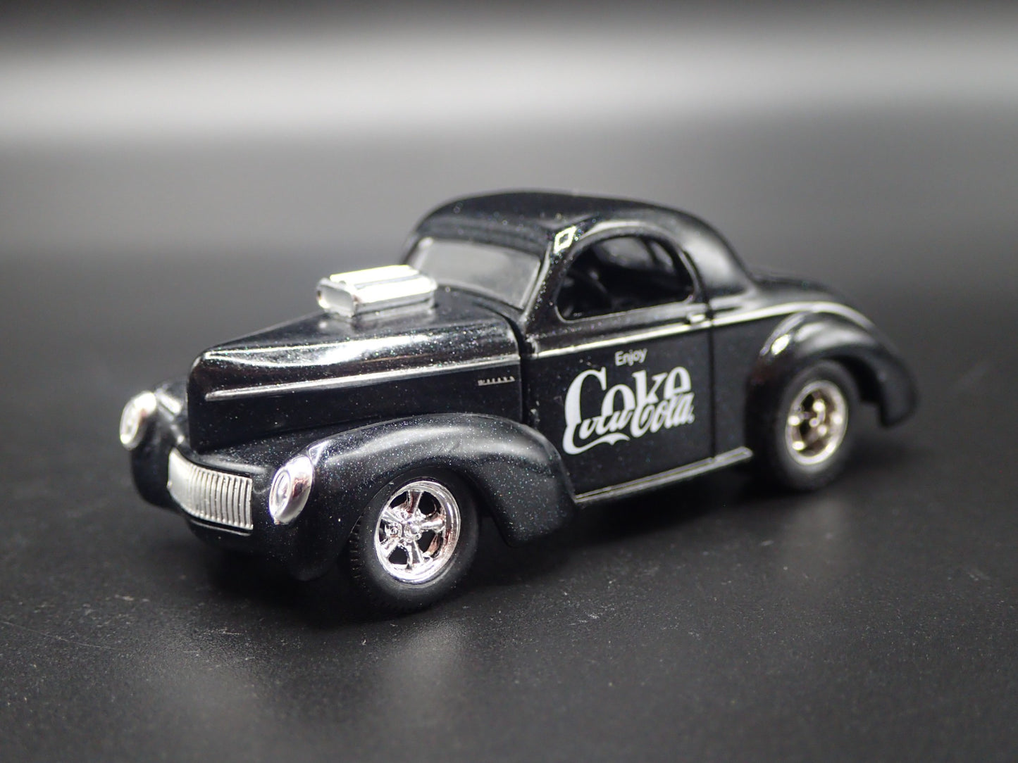 1941 41 WILLYS COUPE GASSER COKE COCA COLA NHRA 1:64 SCALE DIECAST MODEL CAR