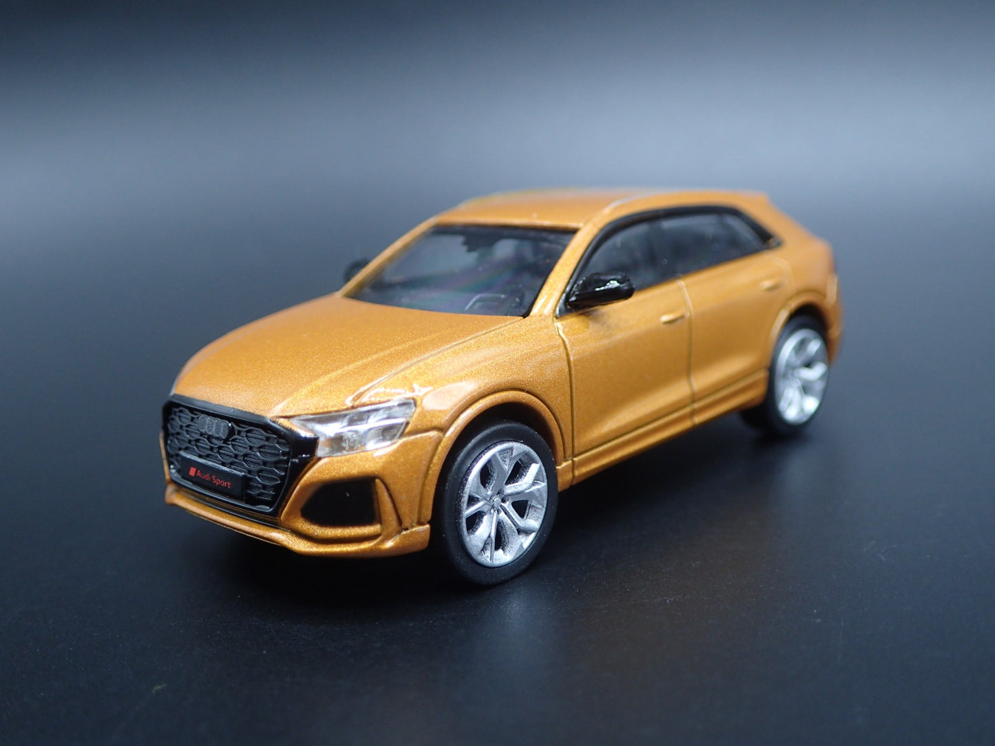 2019-2025 AUDI RS Q8 SUV RARE 1/64 SCALE COLLECTIBLE DIORAMA DIECAST MODEL CAR