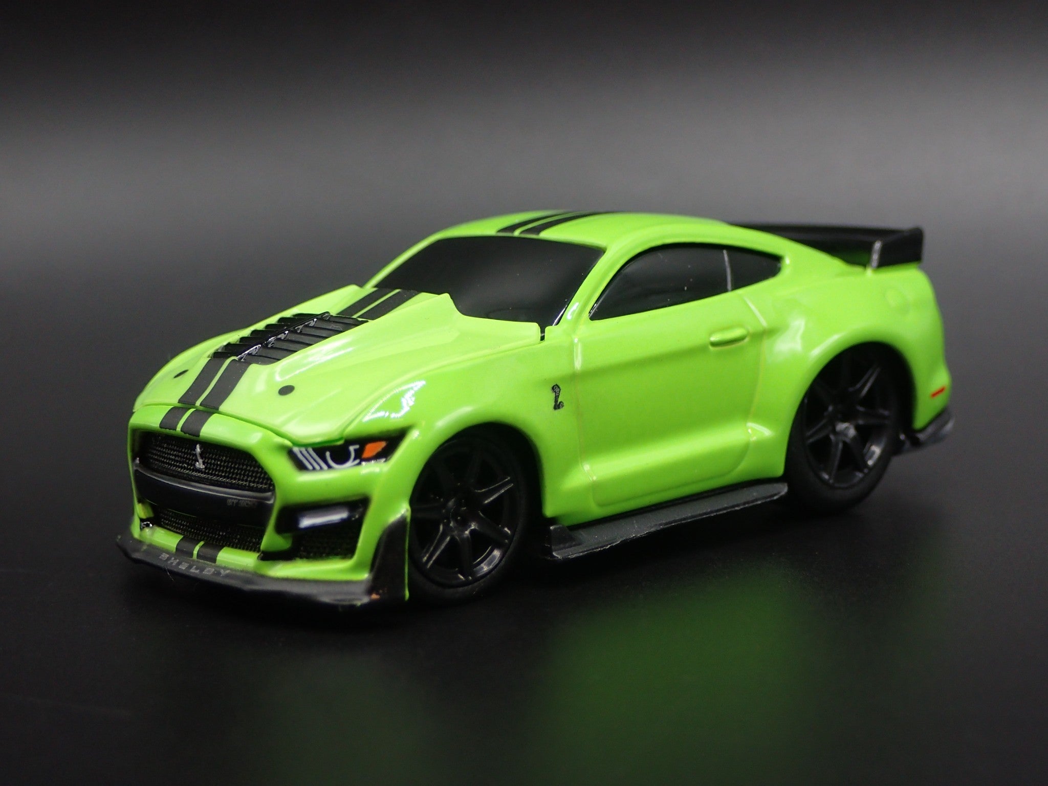 2015-2023 FORD MUSTANG SHELBY GT500 GREEN 1/64 SCALE DIORAMA DIECAST M