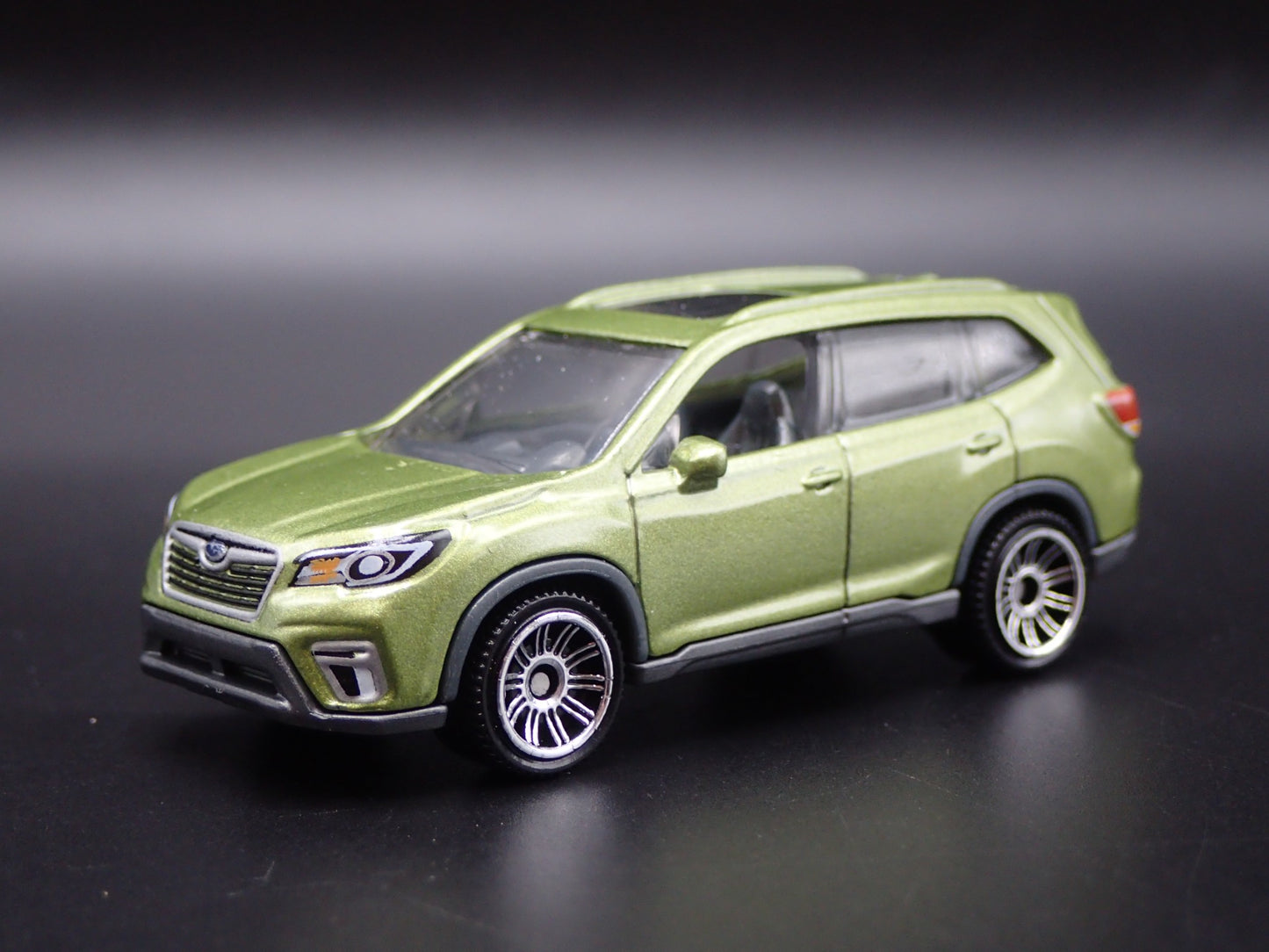 2018-2024 SUBARU FORESTER SK 1:64 SCALE COLLECTIBLE DIORAMA DIECAST MODEL CAR