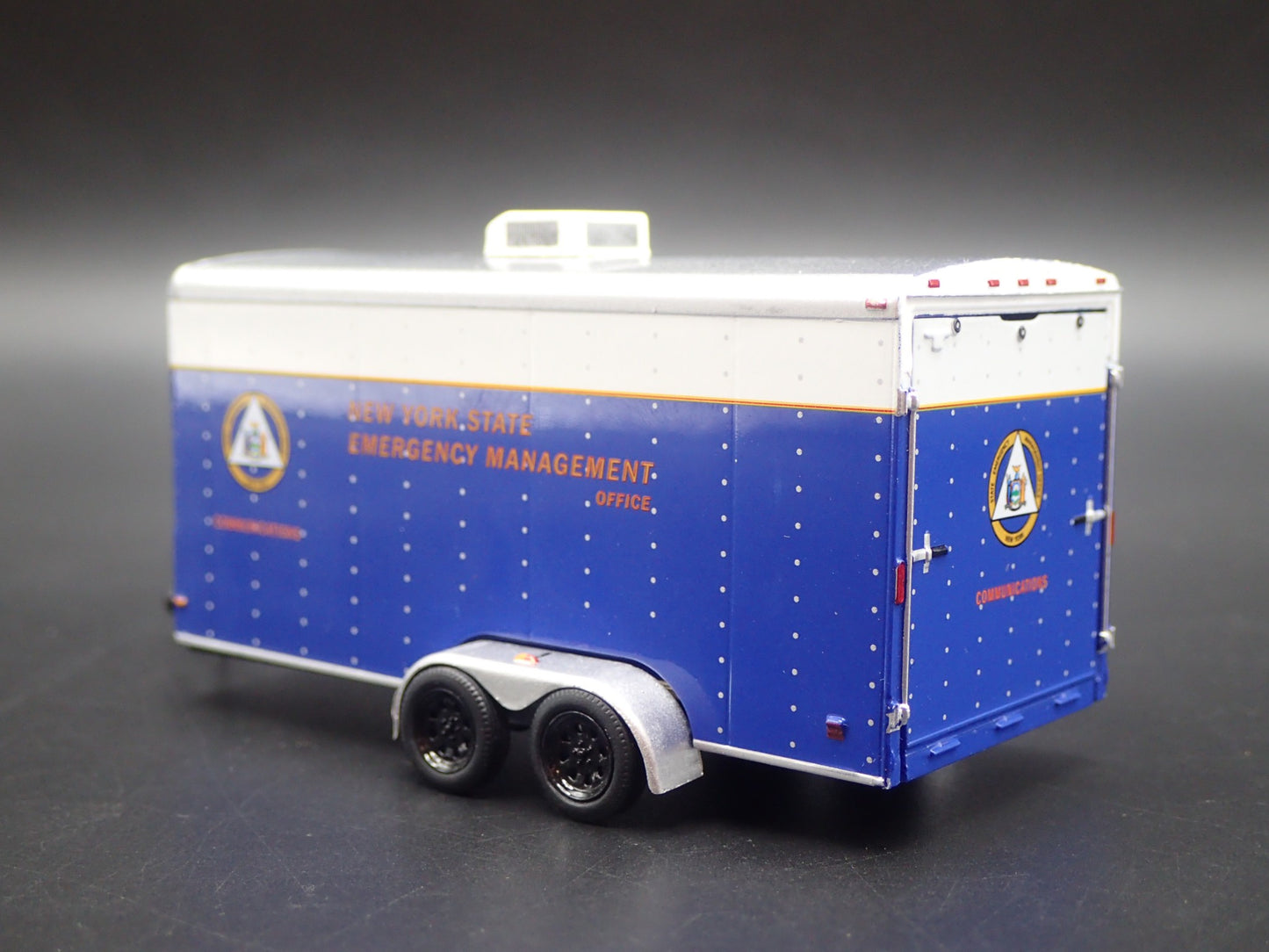NEW YORK STATE EMERGENCY MANAGEMENT TRAILER OPEN DOOR 1:64 SCALE DIORAMA MODEL