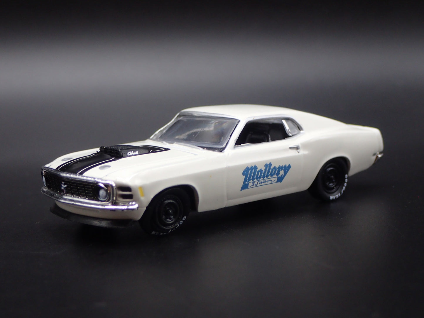 1970 70 FORD MUSTANG 428 SCJ FASTBACK MALLORY WHITE 1:64 SCALE DIECAST MODEL CAR