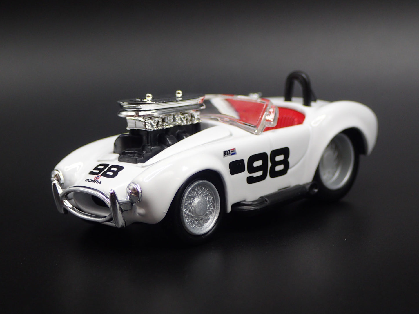 1964 64 SHELBY COBRA 427 S/C WHITE 1:64 SCALE COLLECTIBLE DIECAST MODEL CAR