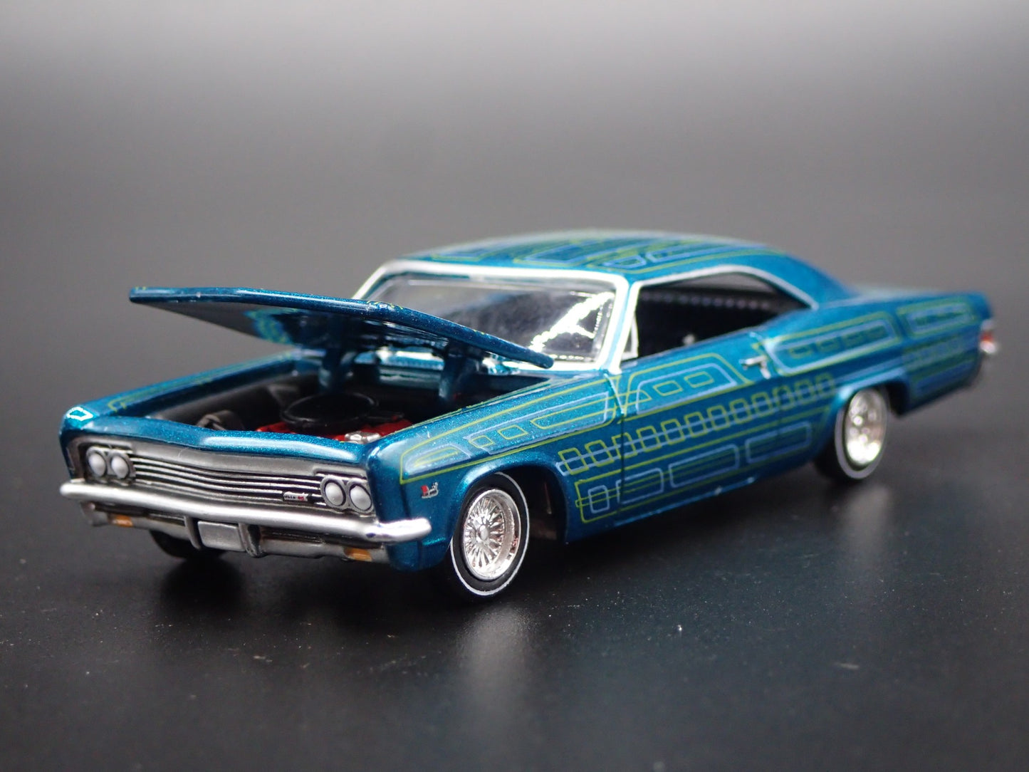 1966 66 CHEVY CHEVROLET IMPALA SS LOWRIDER 1:64 SCALE DIORAMA DIECAST MODEL CAR