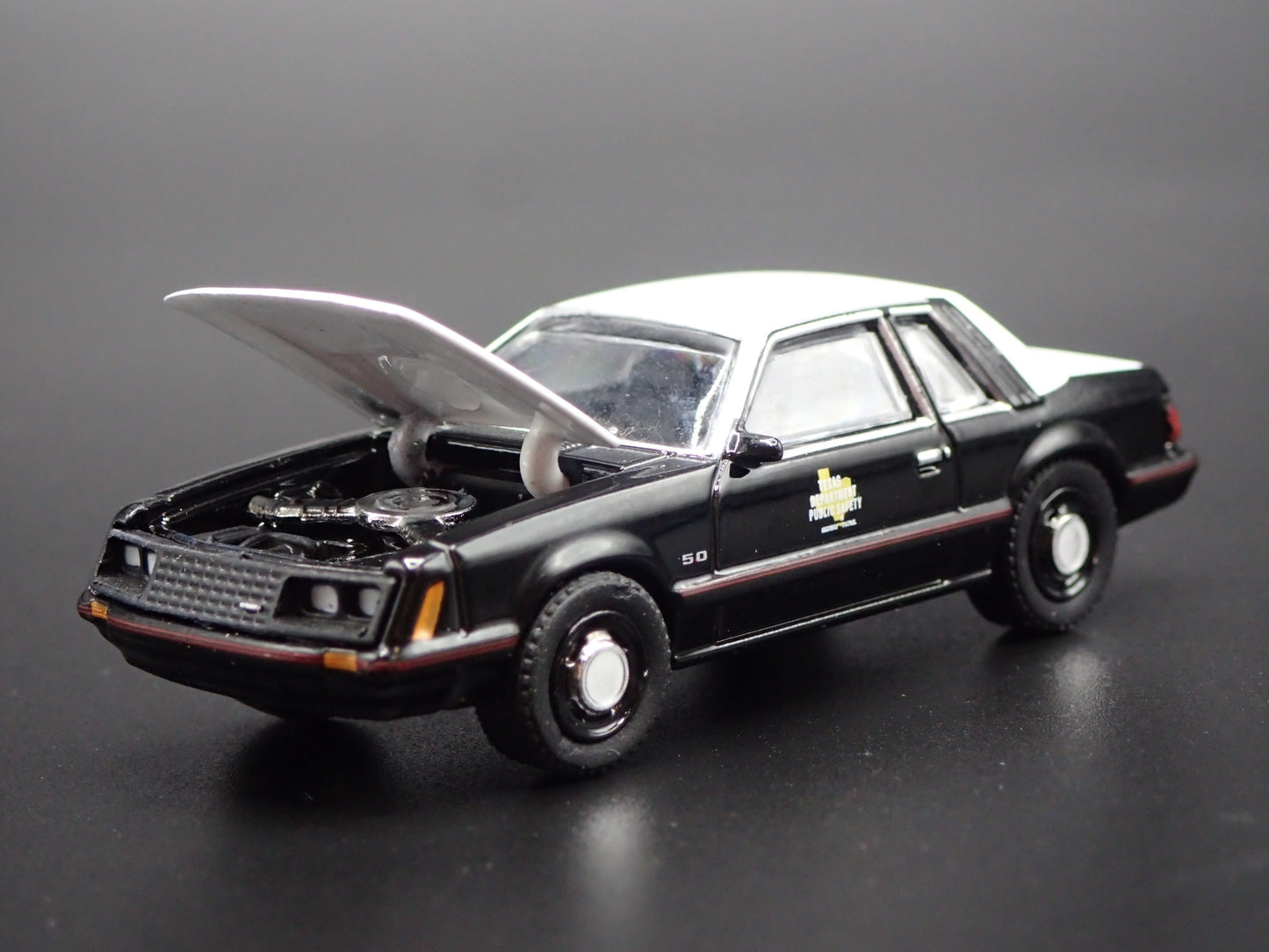 1982 82 FORD MUSTANG SSP POLICE TEXAS FOX BODY RARE 1:64 SCALE DIECAST MODEL CAR