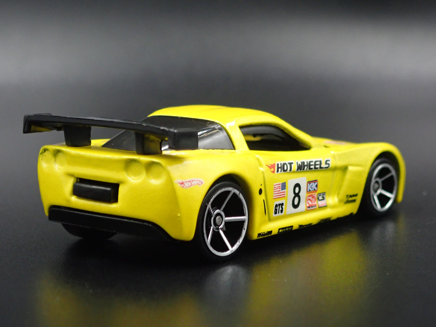 2005-2013 CHEVY CHEVROLET CORVETTE C6R RARE 1:64 SCALE DIORAMA DIECAST MODEL CAR
