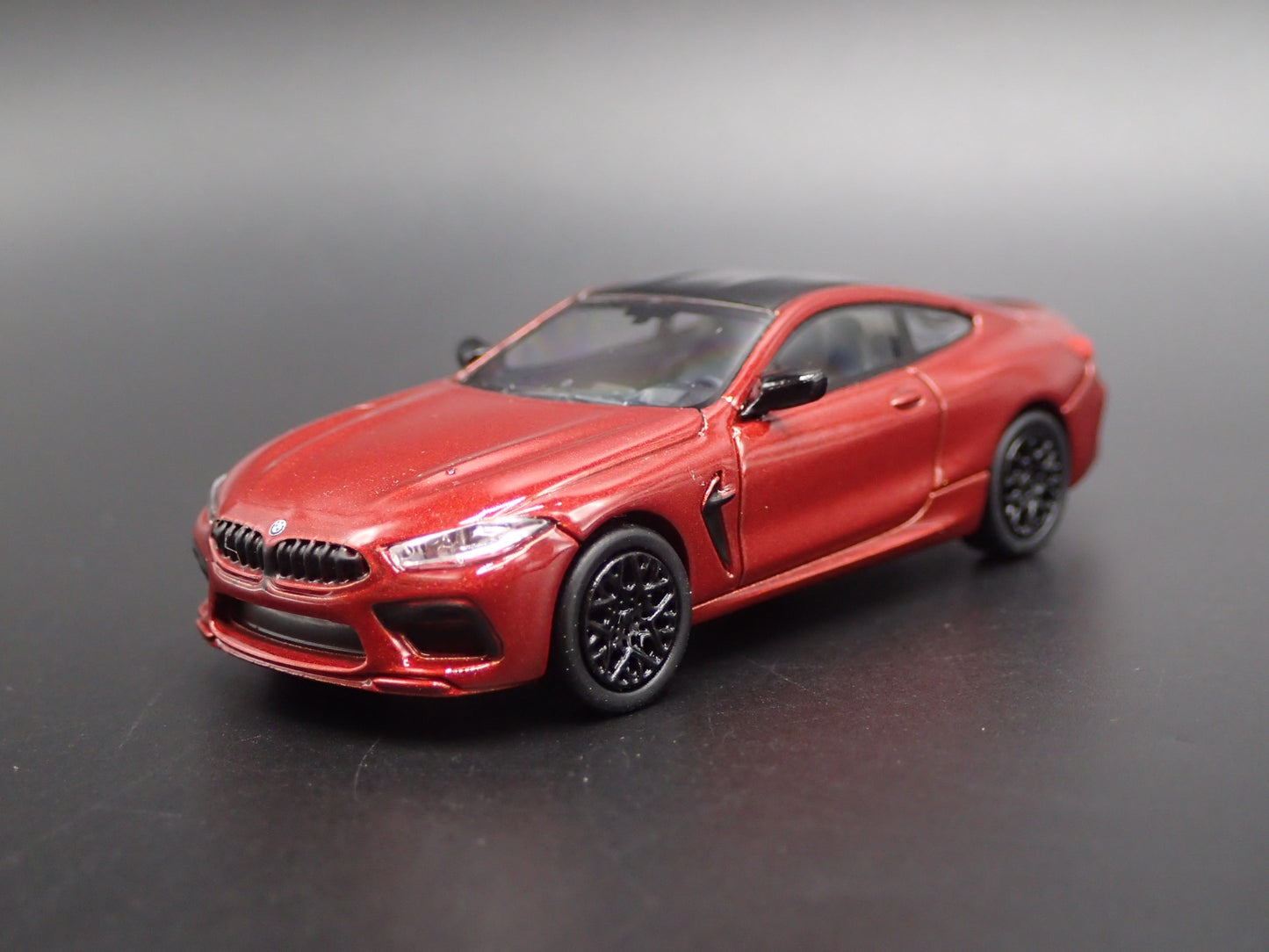 2019-2025 BMW M8 COUPE RARE 1:64 SCALE COLLECTIBLE DIORAMA DIECAST MODEL CAR