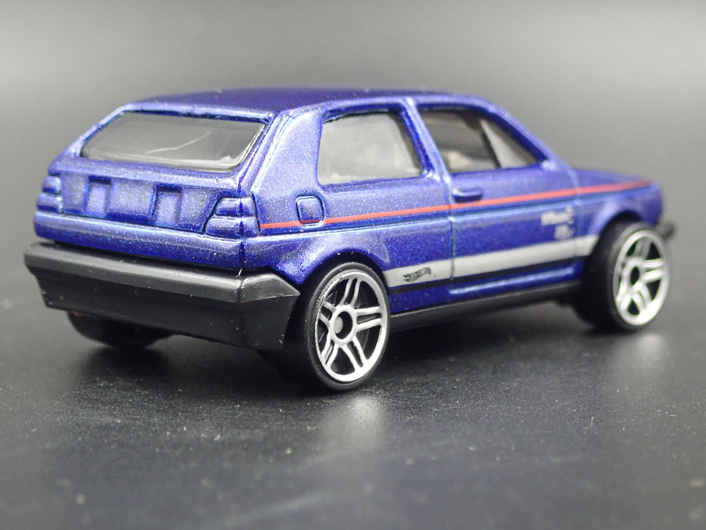 1983-1992 VW VOLKSWAGEN GOLF MK2 BLUE 1:64 SCALE COLLECTIBLE DIECAST MODEL CAR