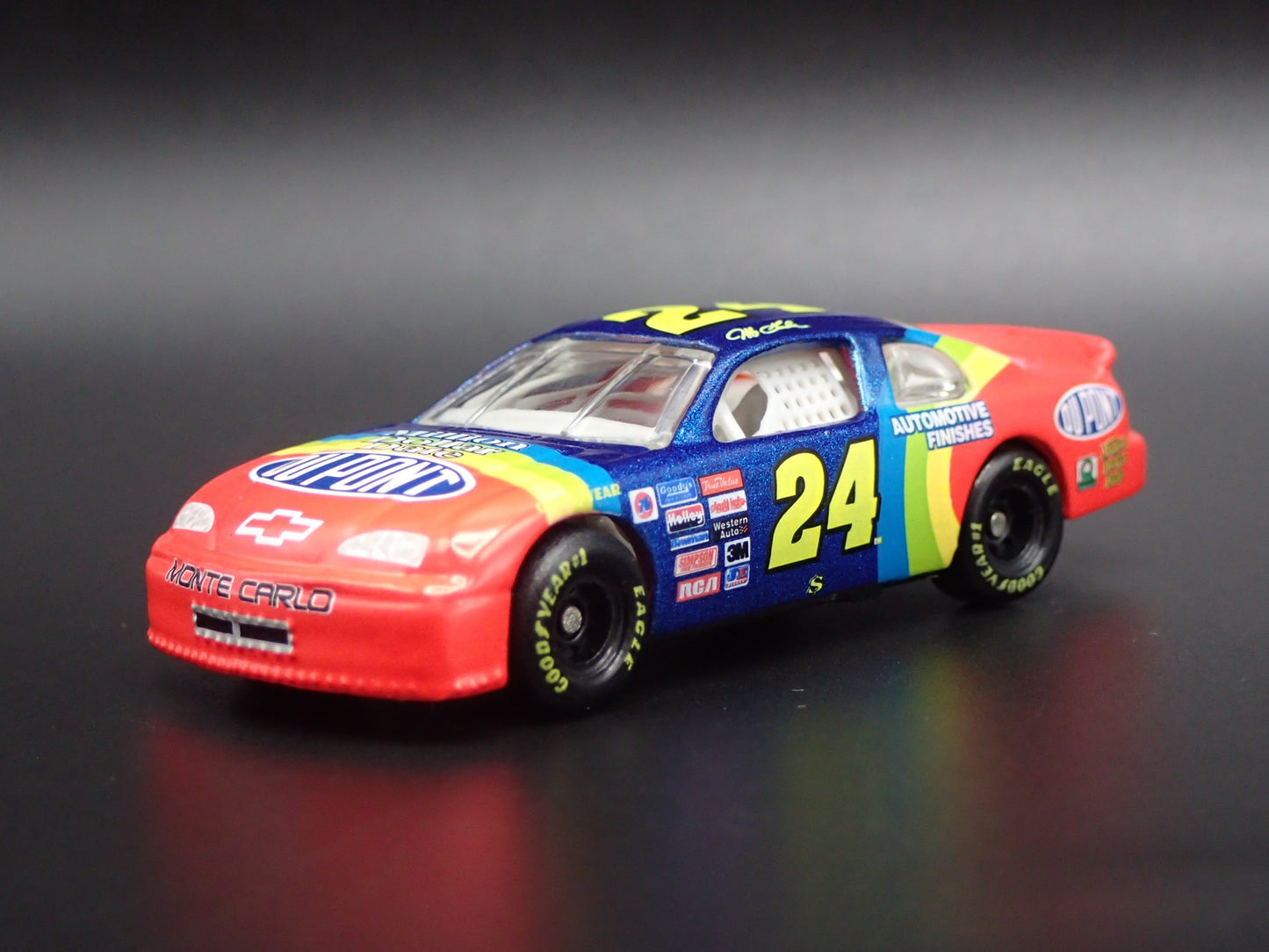 1998 CHEVY CHEVROLET MONTE CARLO JEFF GORDON NASCAR 1:64 SCALE DIECAST MODEL CAR
