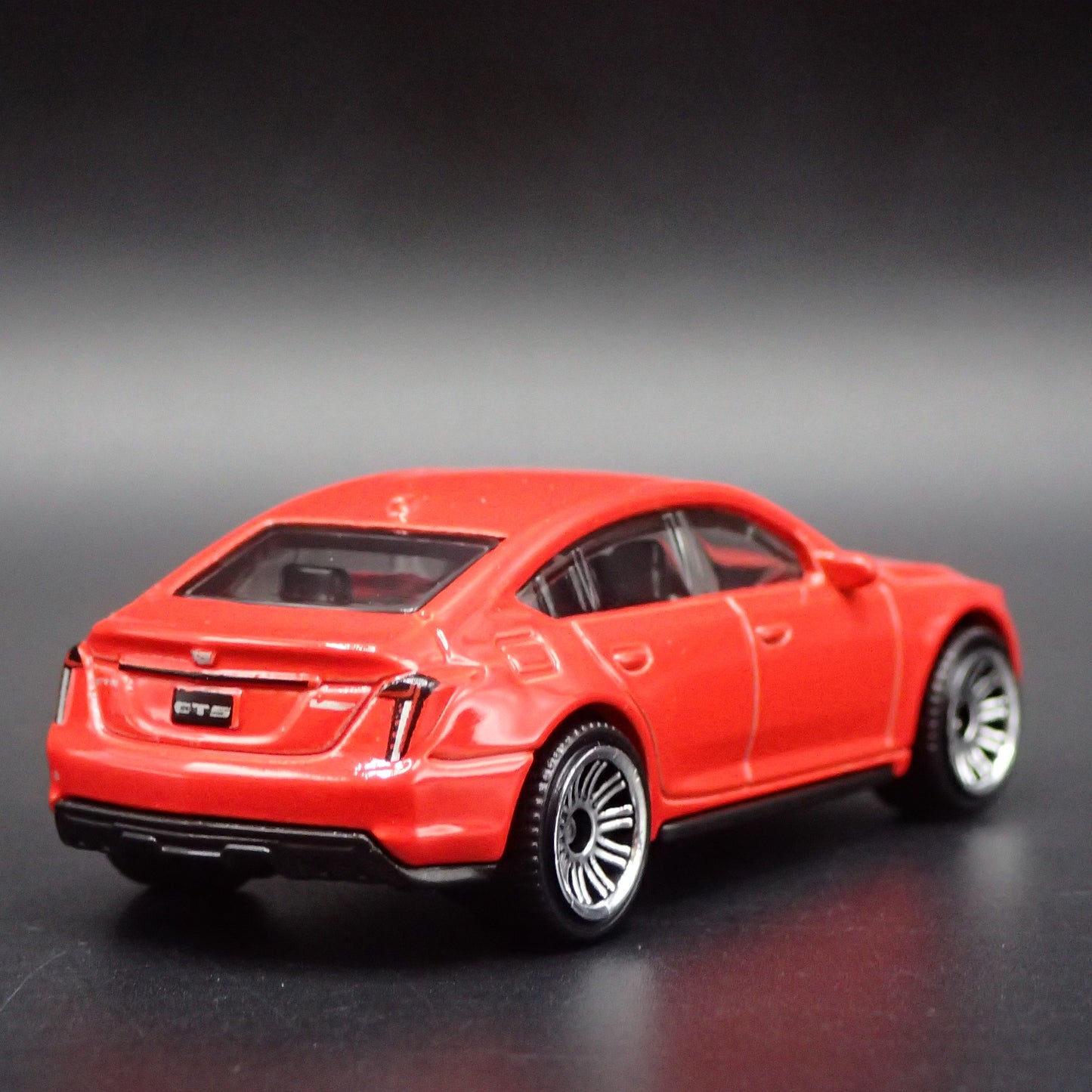 2020-2025 CADILLAC CADDY CT5-V 5 FOUR DOOR 1:64 SCALE DIORAMA DIECAST MODEL CAR